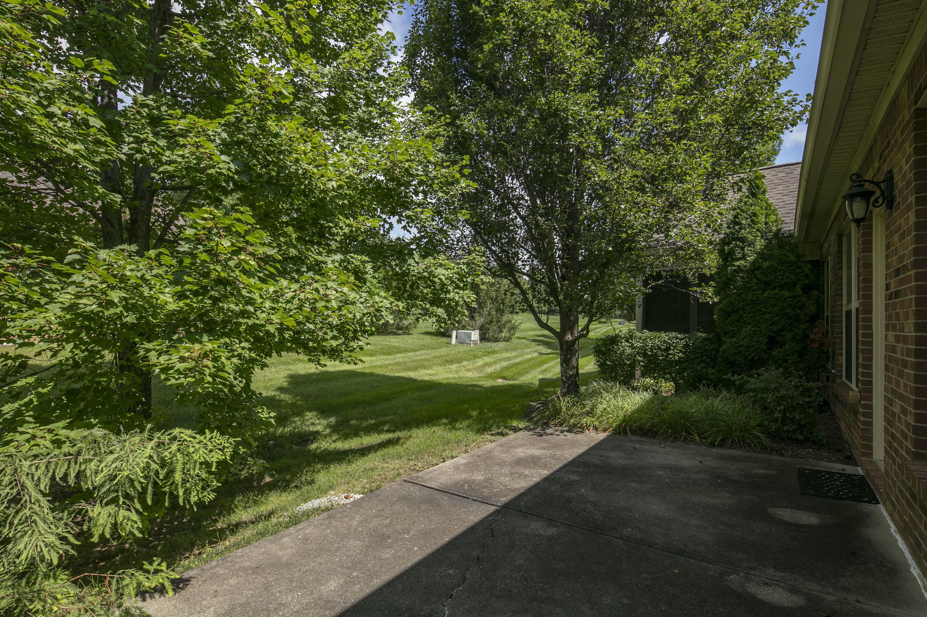 4021 Castlebridge Lane Property Photo 19