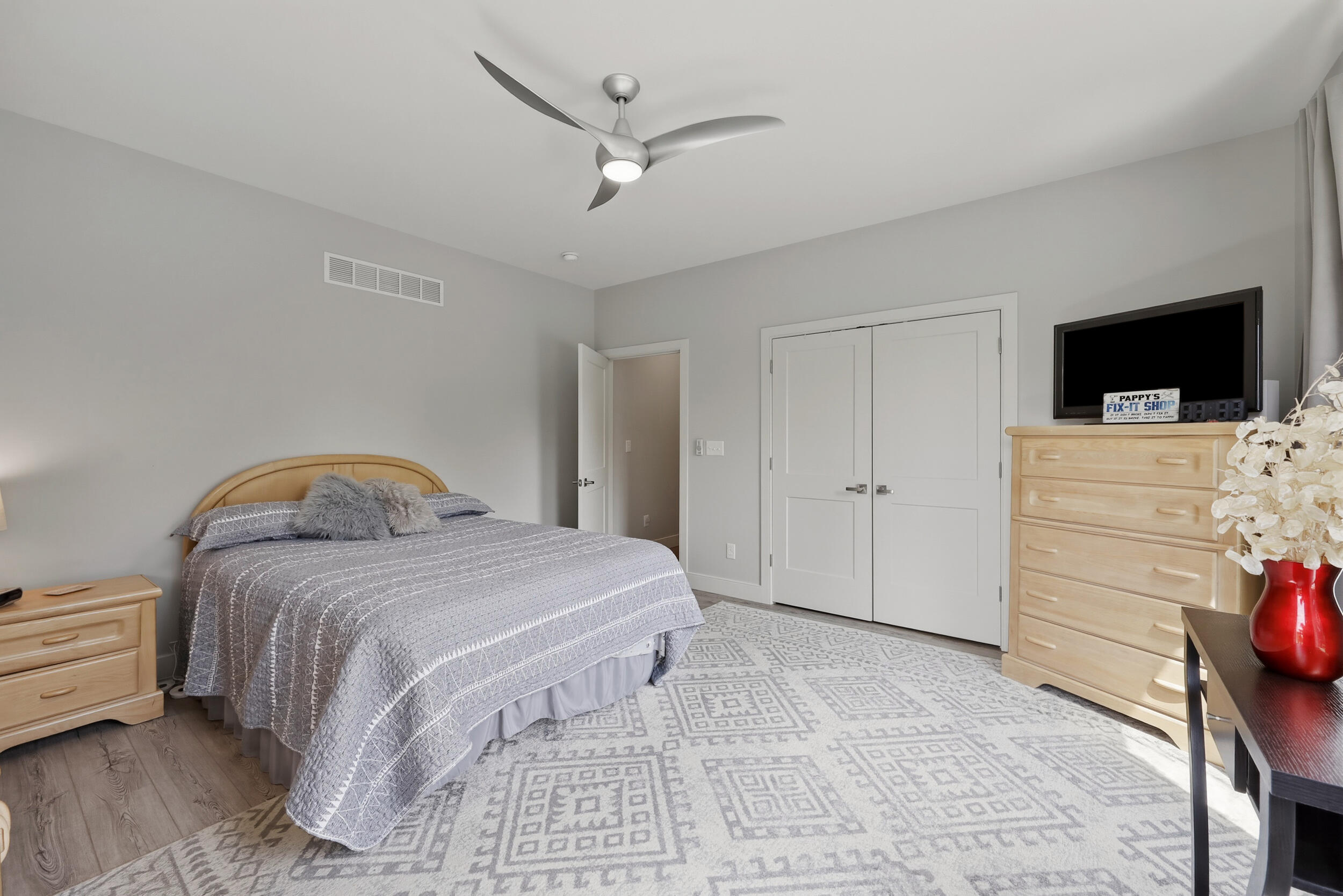 472 Hunter Drive Property Photo 45