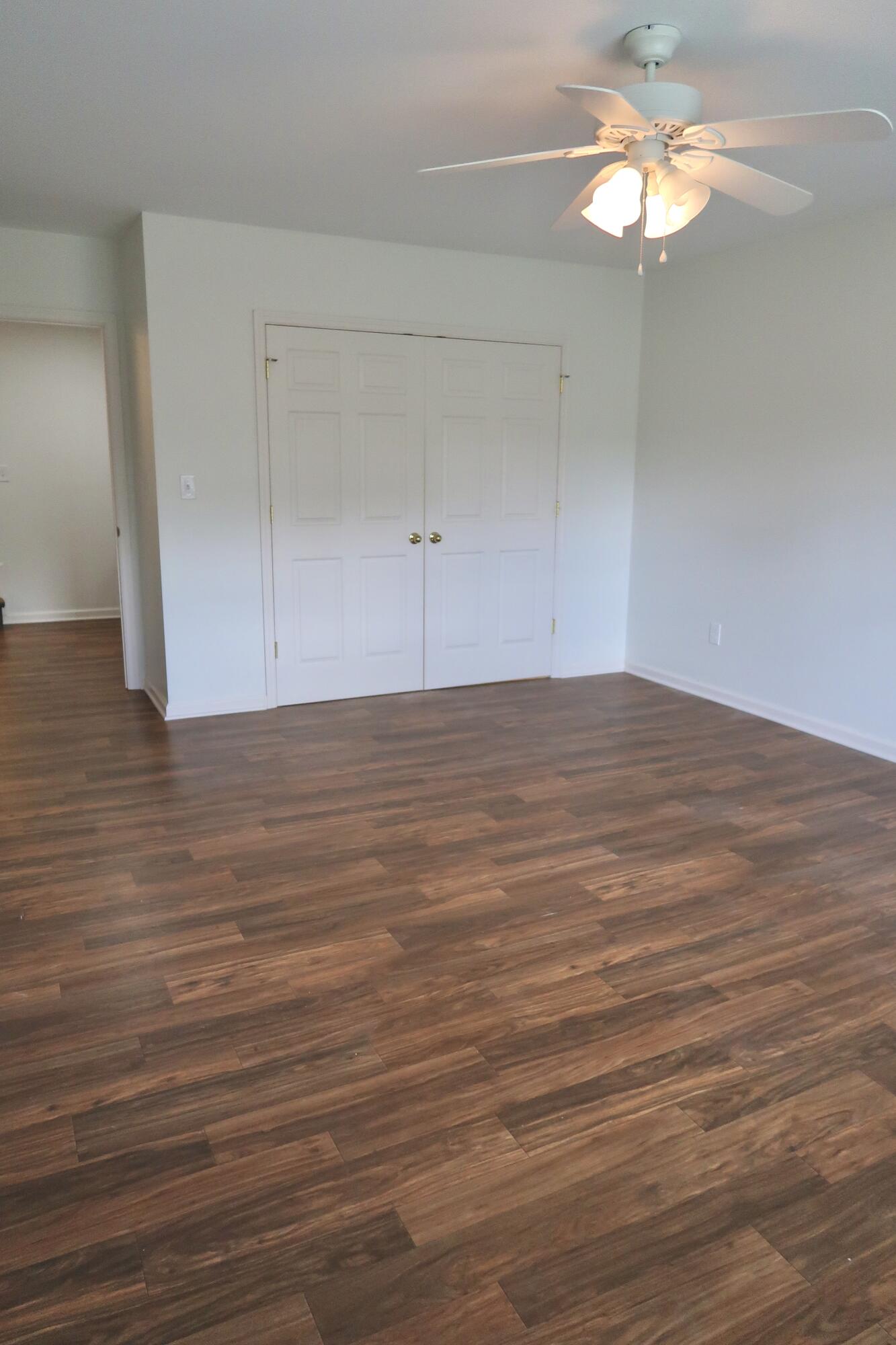 881 Lauderdale Drive Property Photo 23