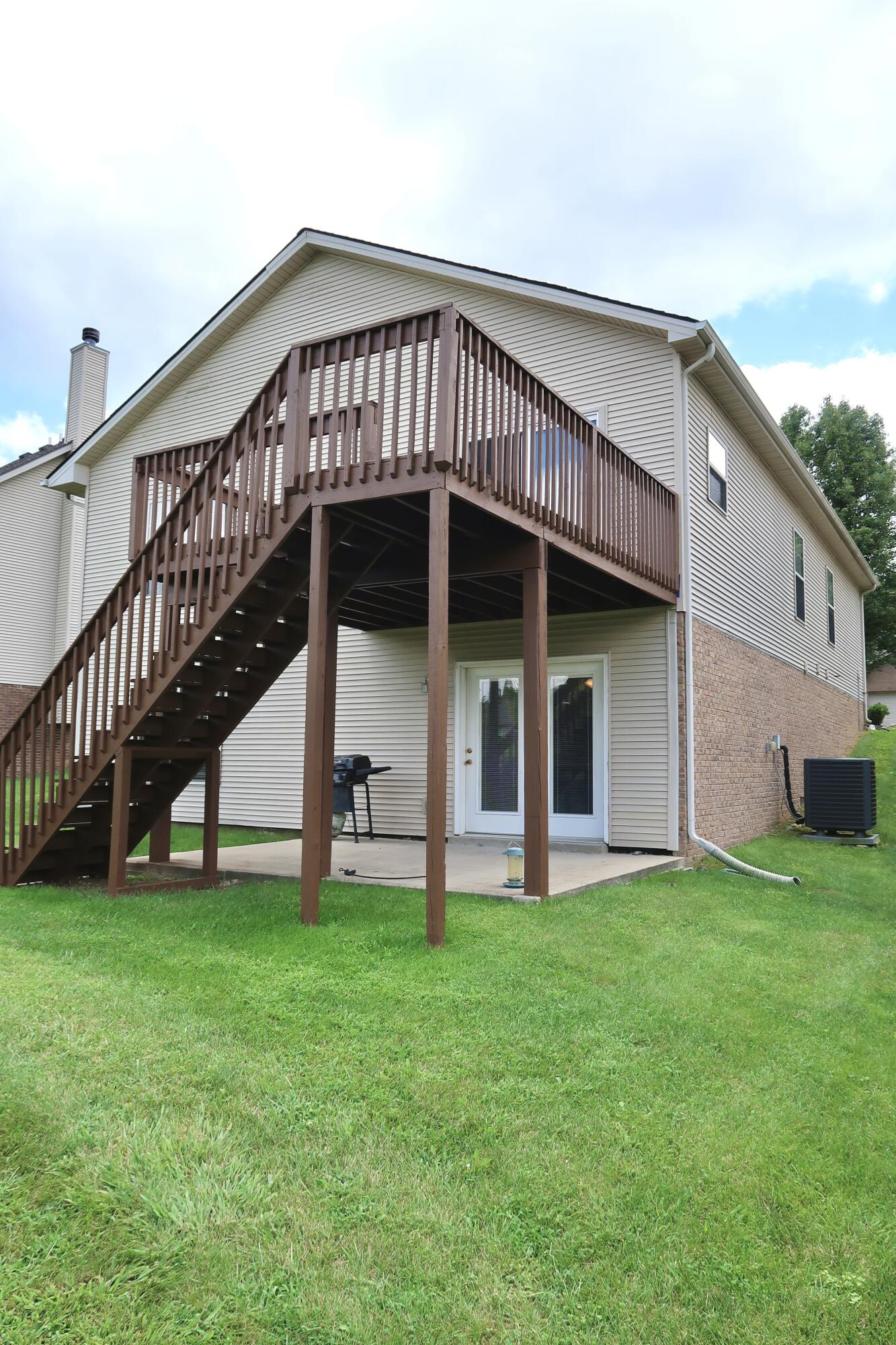 881 Lauderdale Drive Property Photo 38