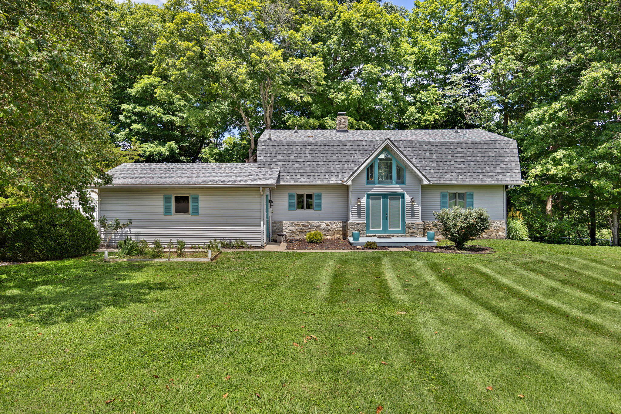 158 Enchanted Drive Property Photo 2