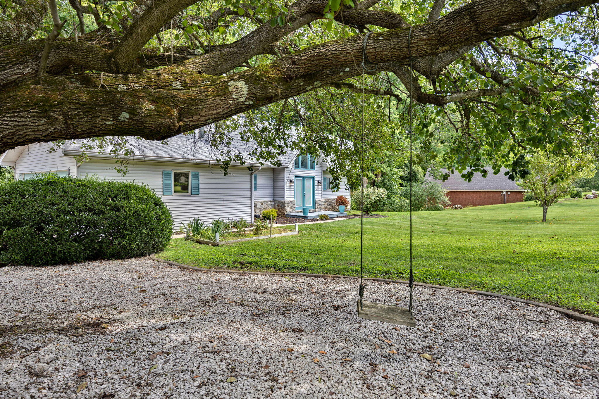 158 Enchanted Drive Property Photo 4