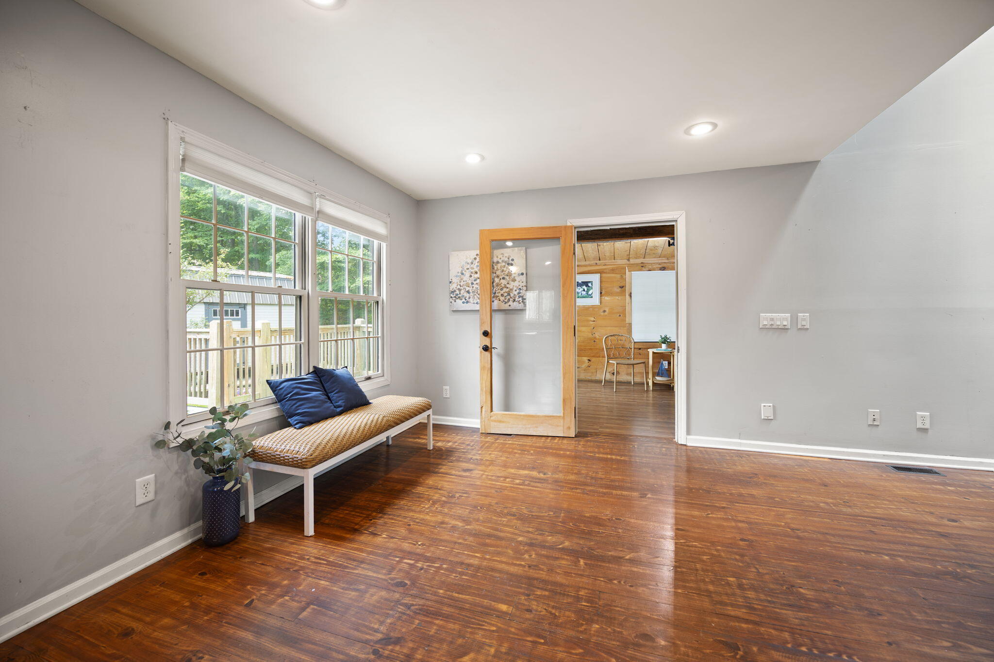 158 Enchanted Drive Property Photo 20