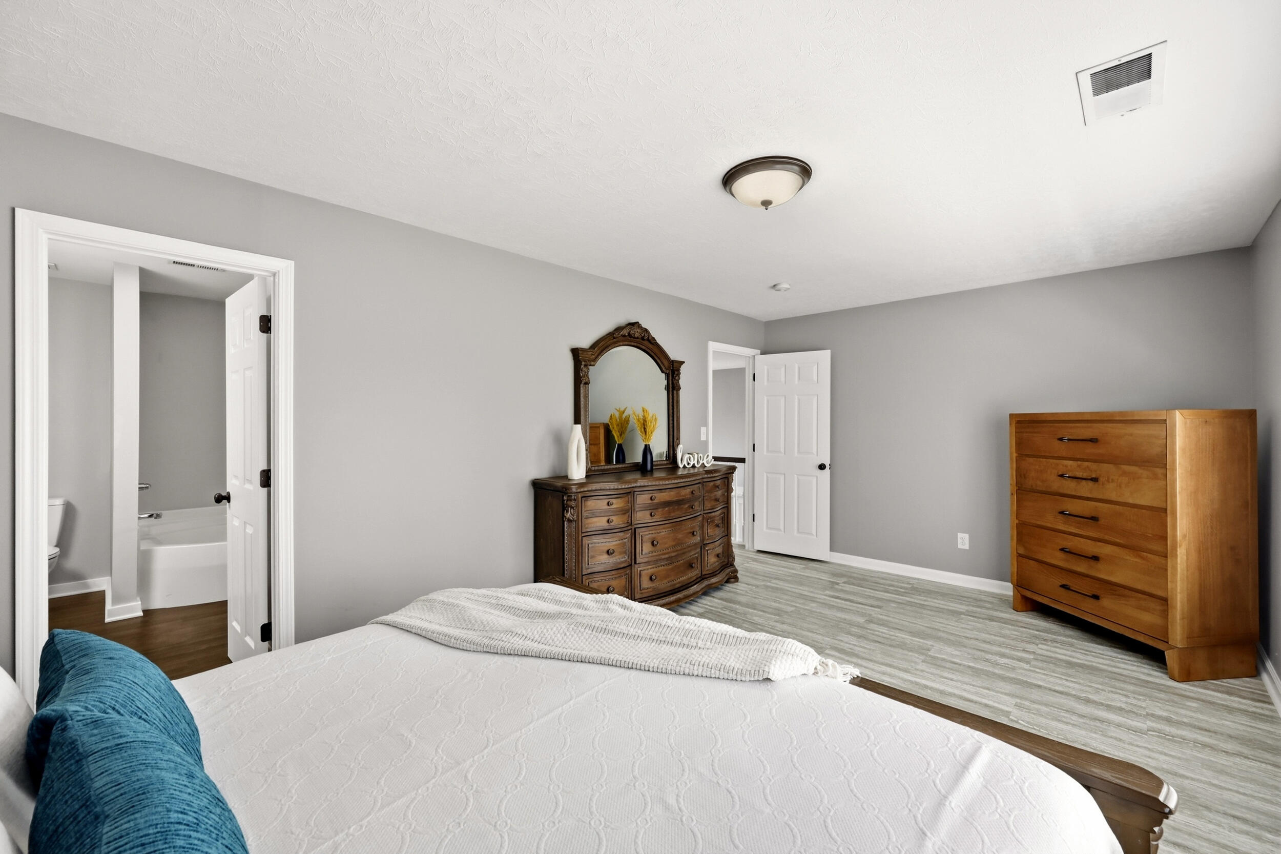 105 Manoah Lane Property Photo 25