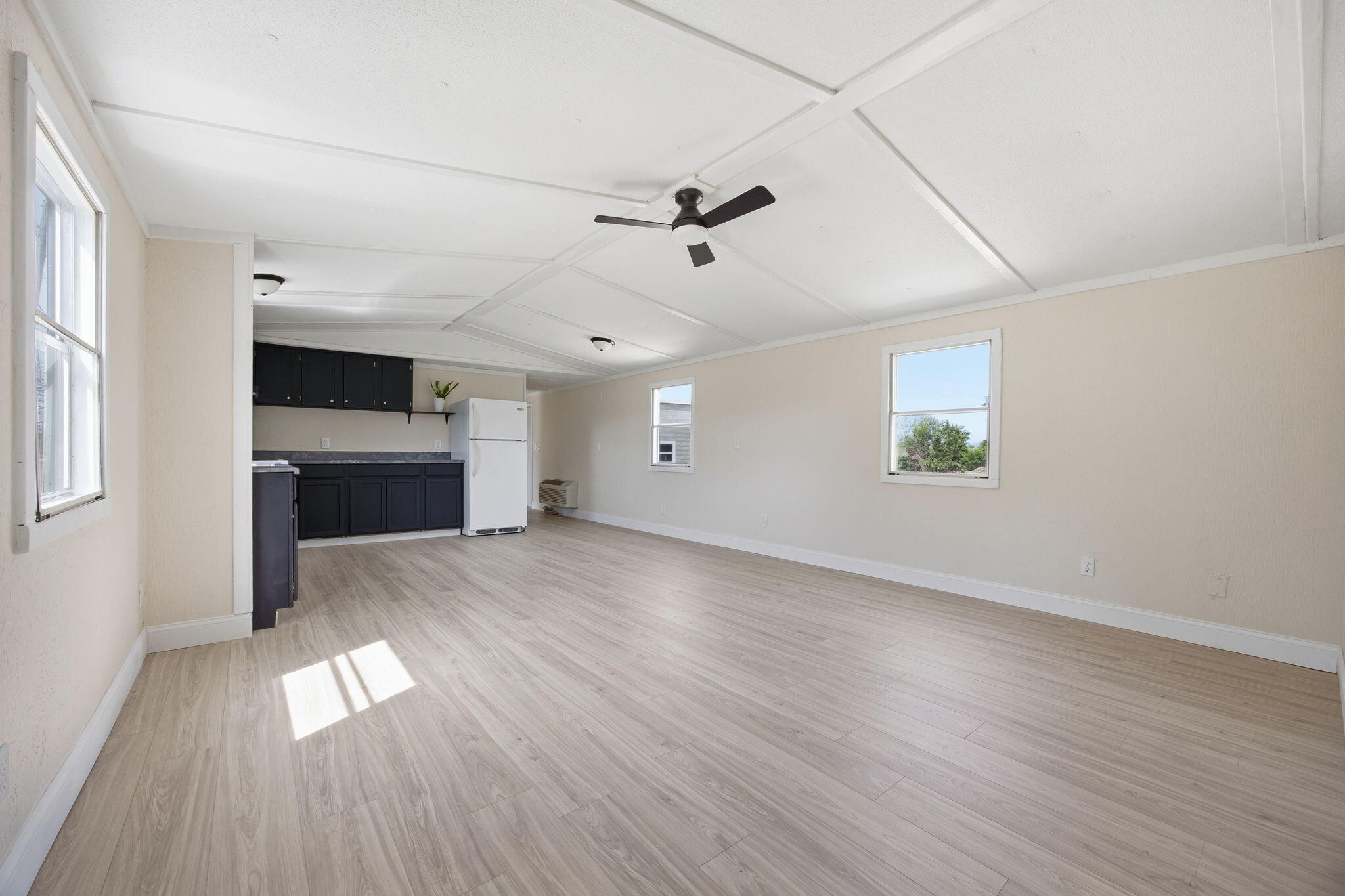 404 Ore Mines Road Property Photo 4