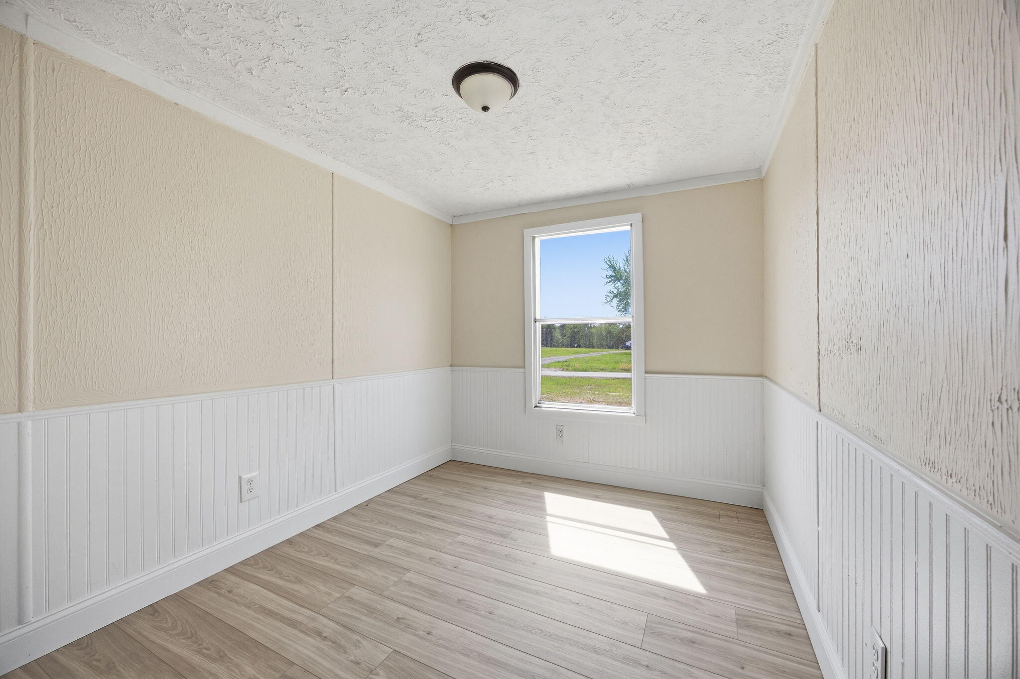 404 Ore Mines Road Property Photo 16