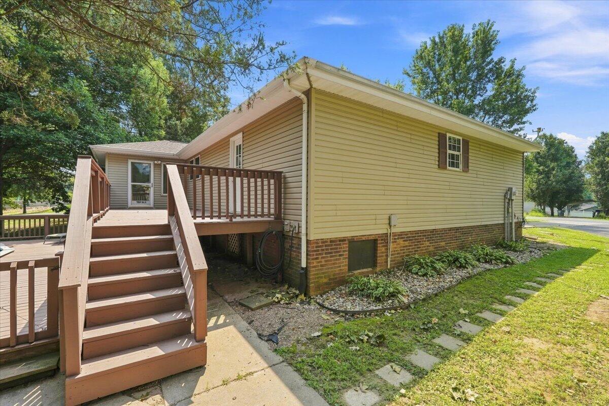 102 Wendy Drive Property Photo 6