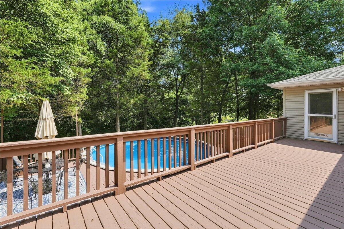 102 Wendy Drive Property Photo 12