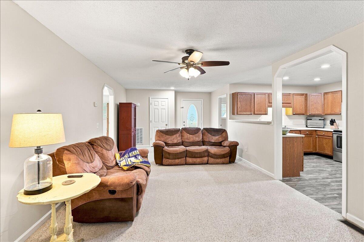 102 Wendy Drive Property Photo 19