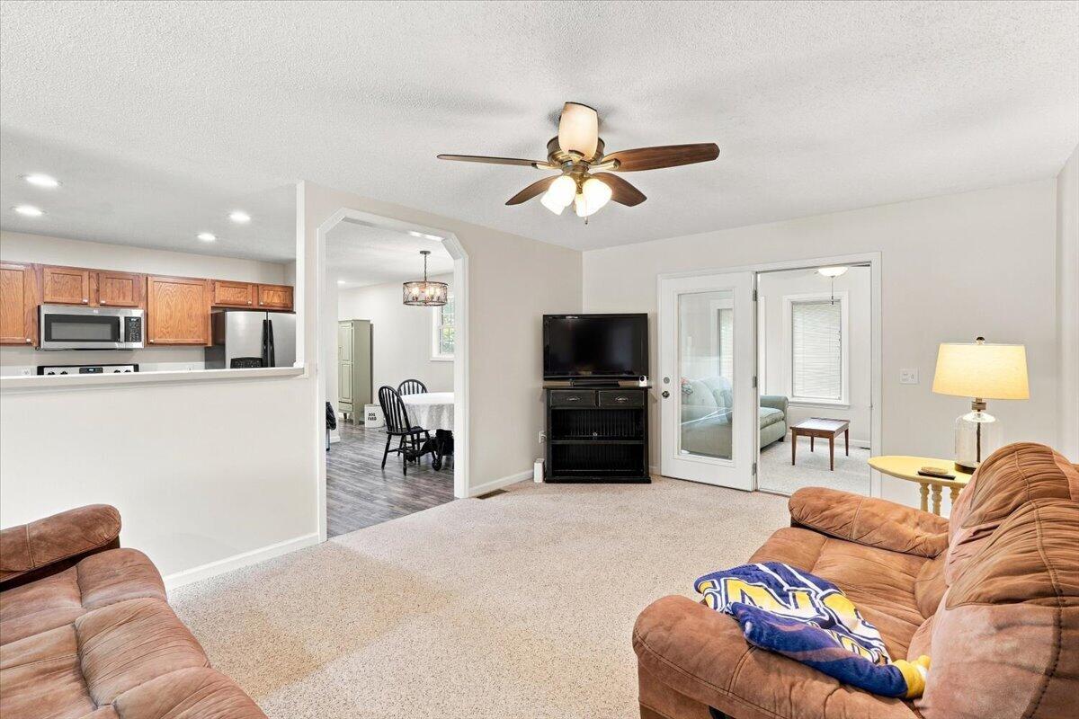 102 Wendy Drive Property Photo 20