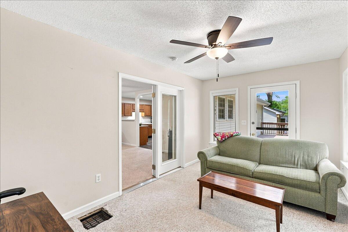 102 Wendy Drive Property Photo 24