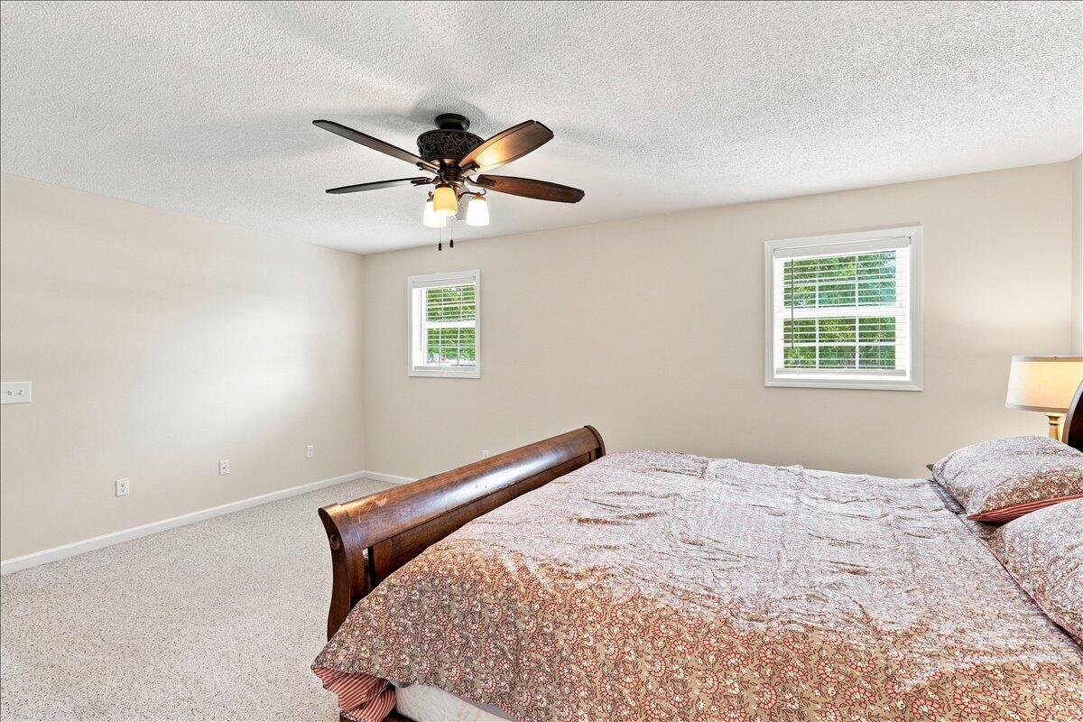 102 Wendy Drive Property Photo 28