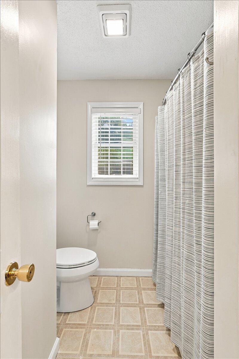 102 Wendy Drive Property Photo 36