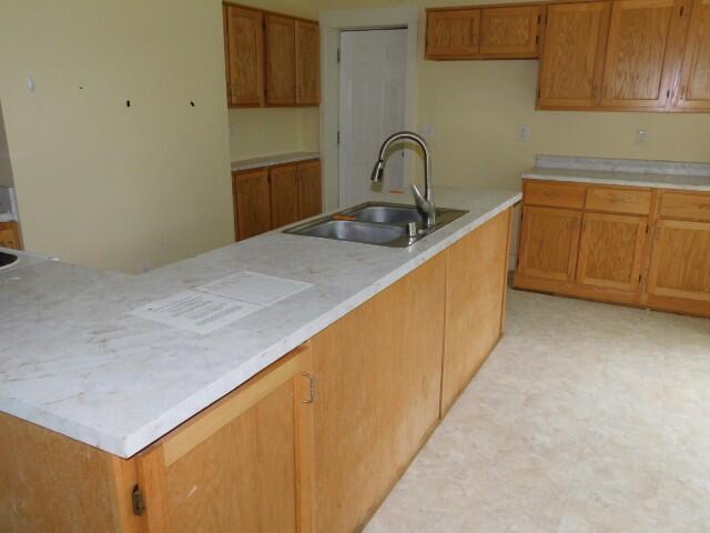 329 Holmes Street Property Photo 7