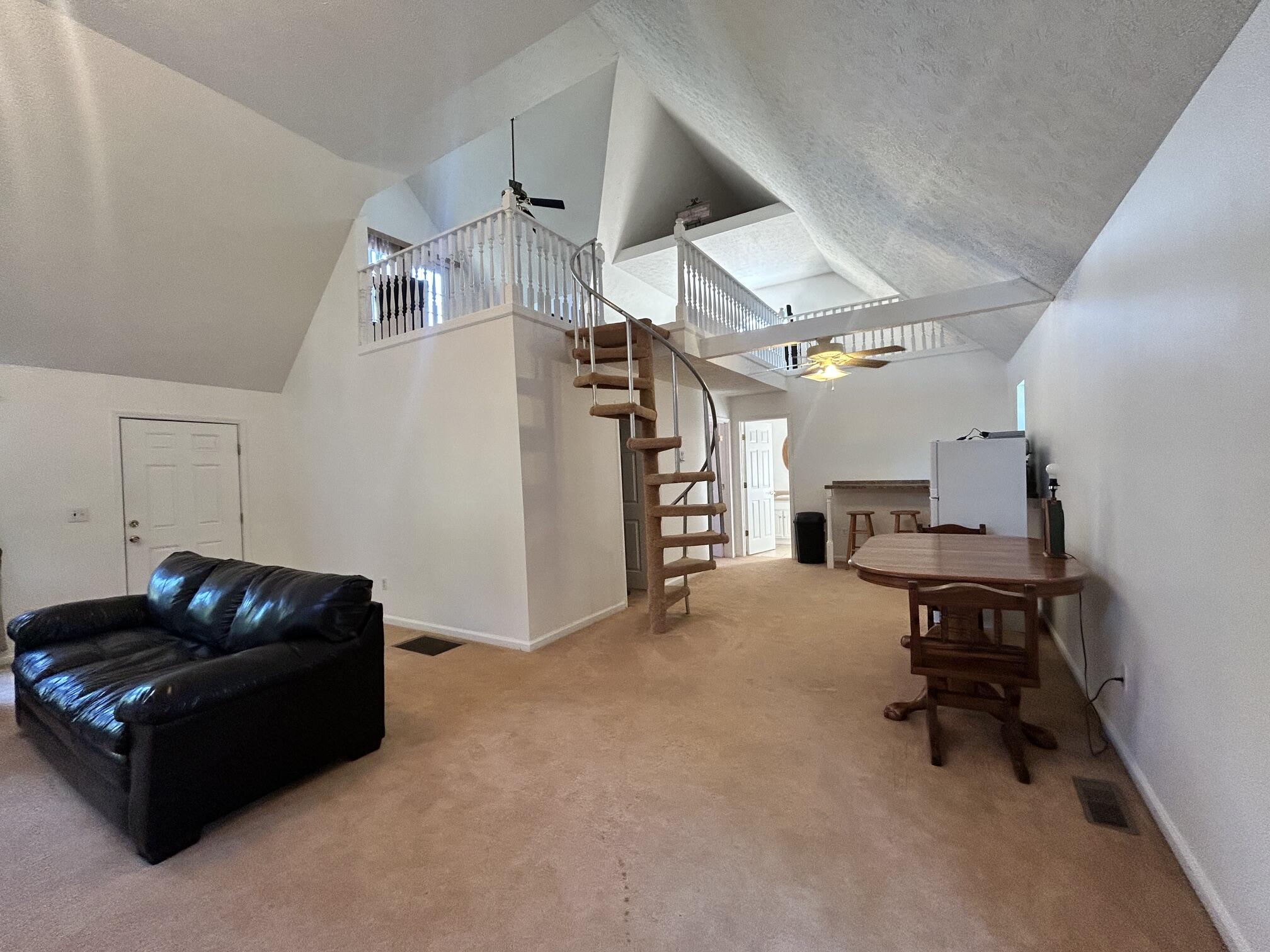 51 Beauchamp Boulevard Property Photo 9