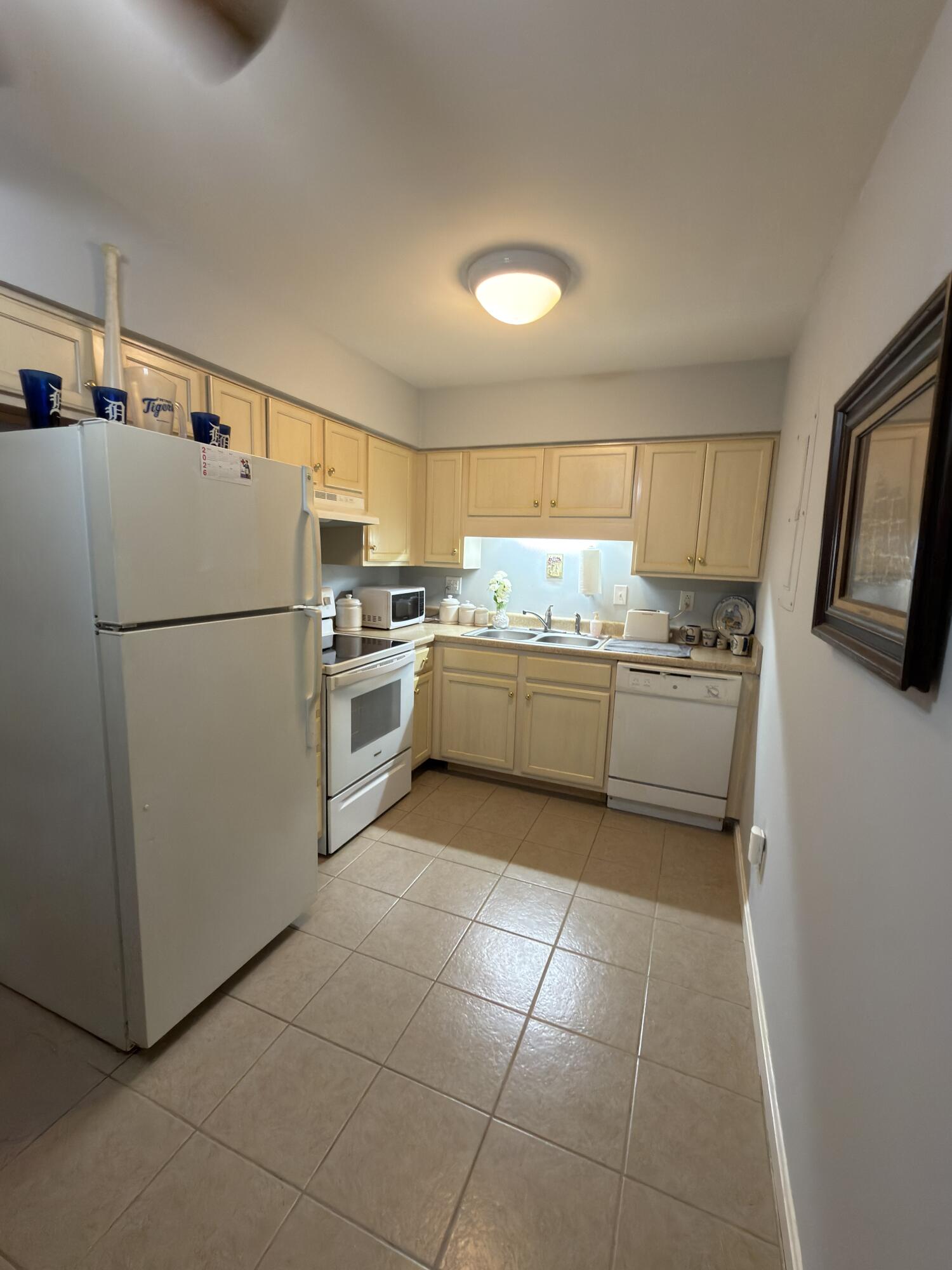 333 E 4th Street A1 Property Photo 14