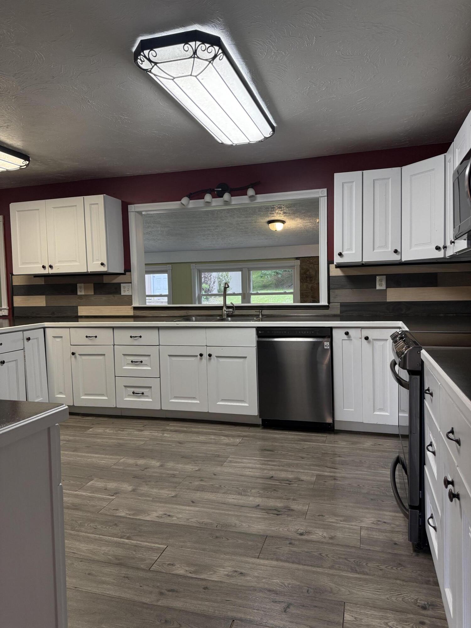 1090 Rockfork Road Property Photo 14