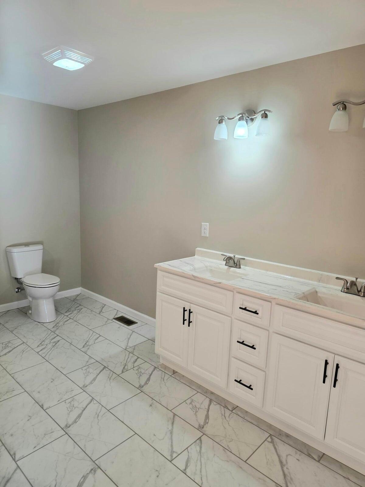 76 Emily Lane Property Photo 17