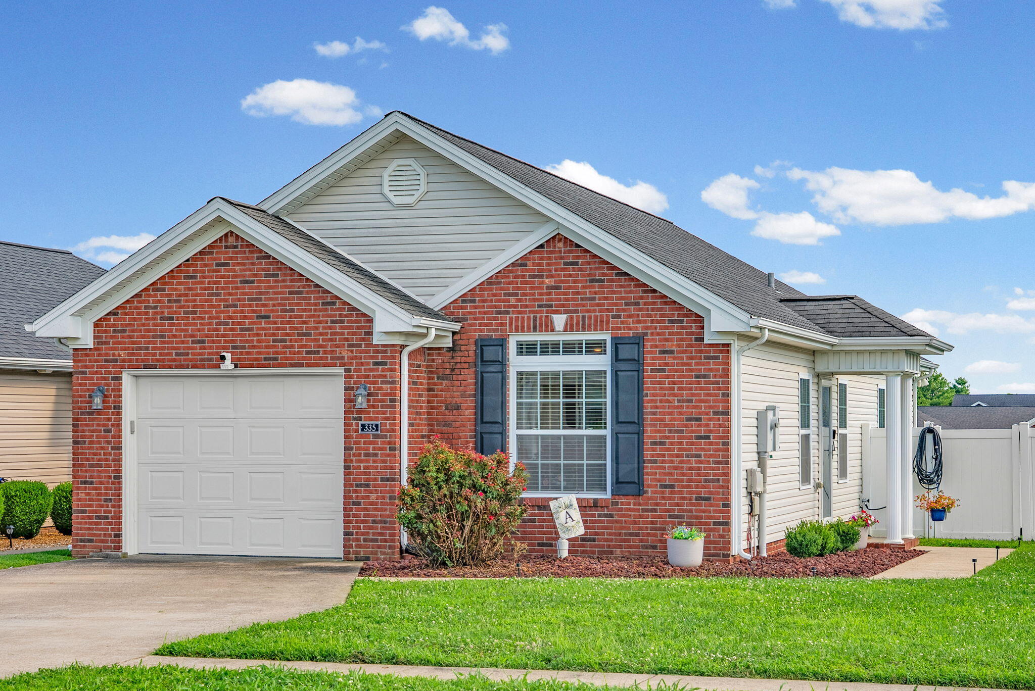 335 N Abbey Way Property Photo 2