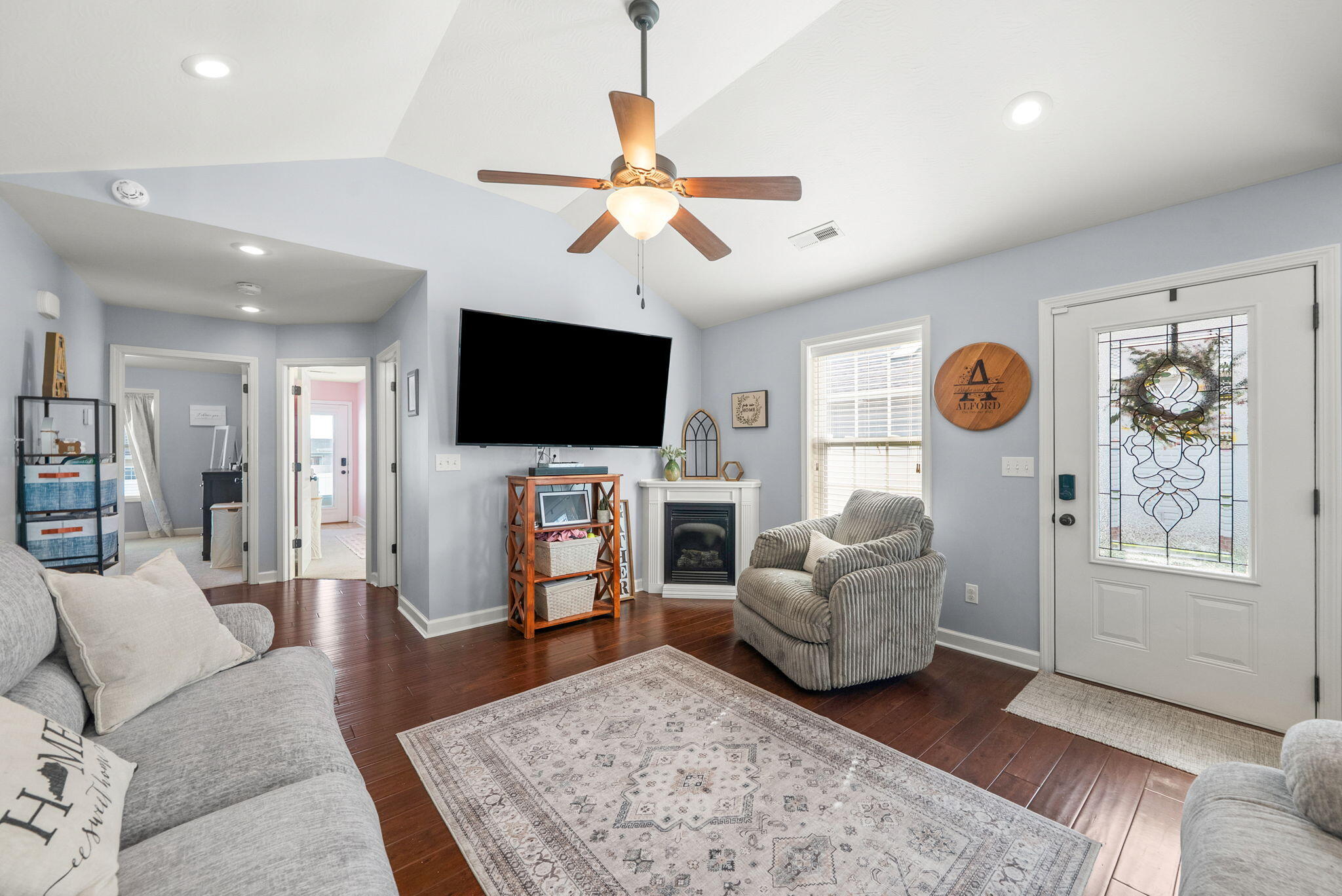335 N Abbey Way Property Photo 6