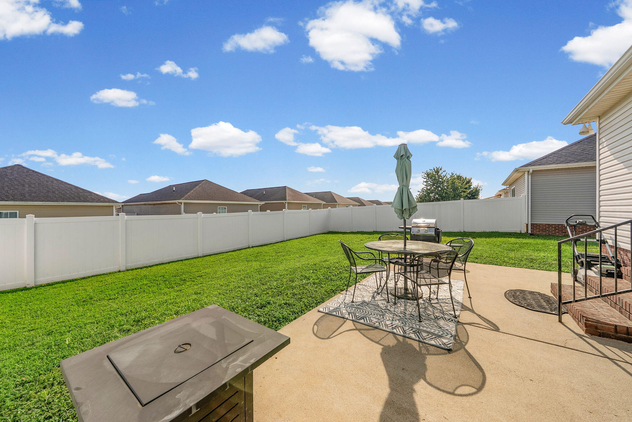 335 N Abbey Way Property Photo 23