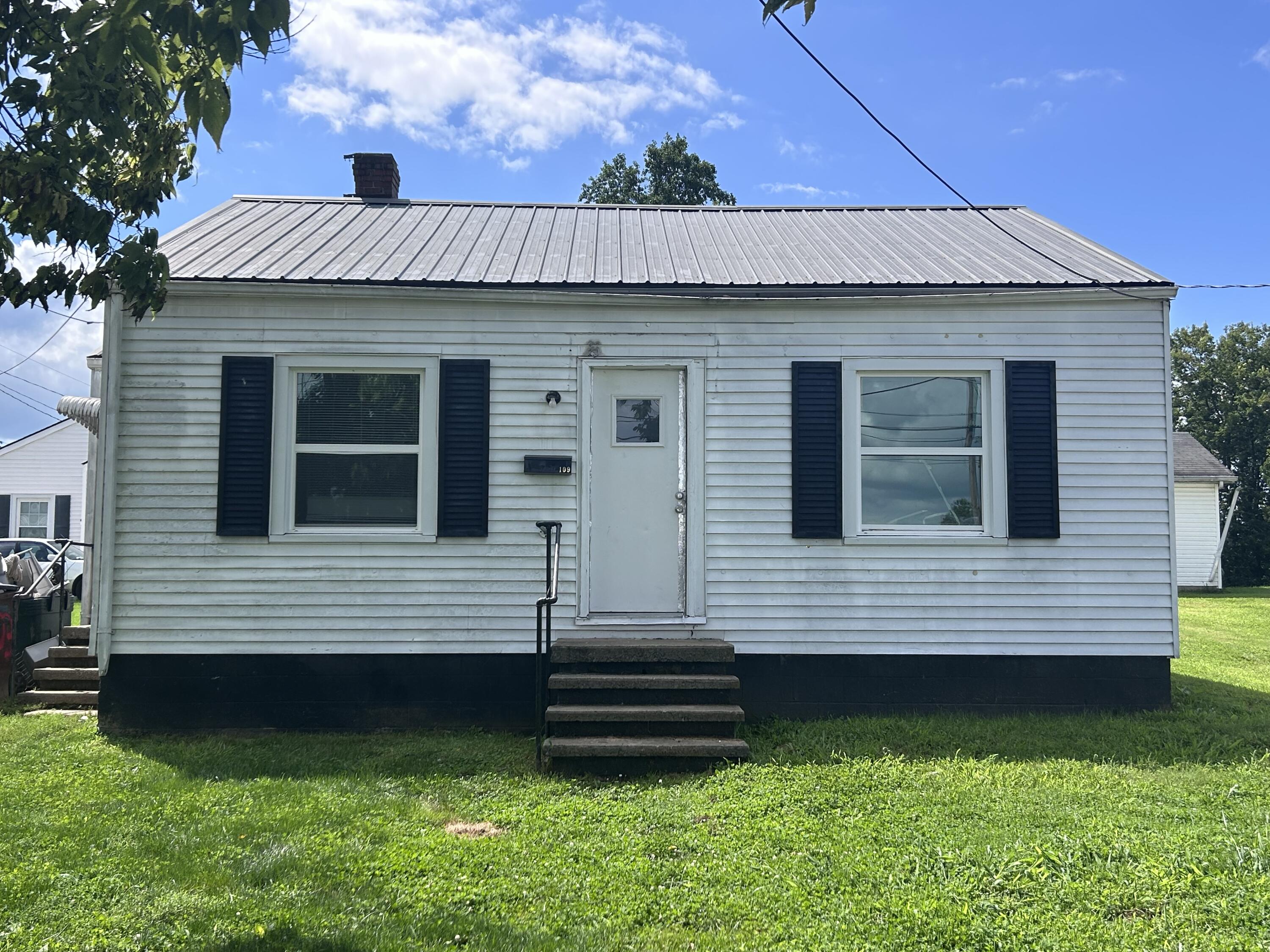 109 Hamilton Avenue Property Photo 1