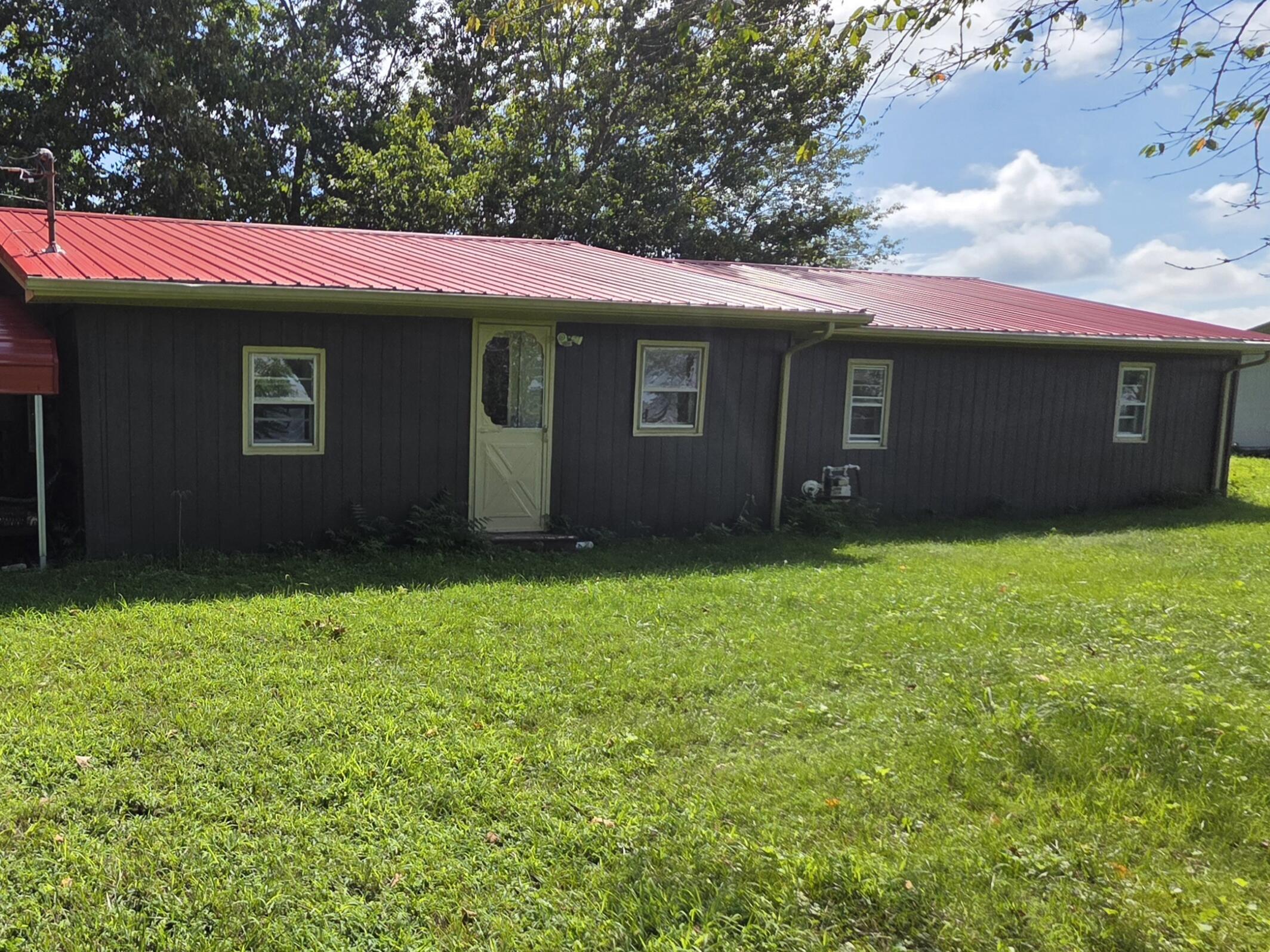 7364 Keavy Road Property Photo 1