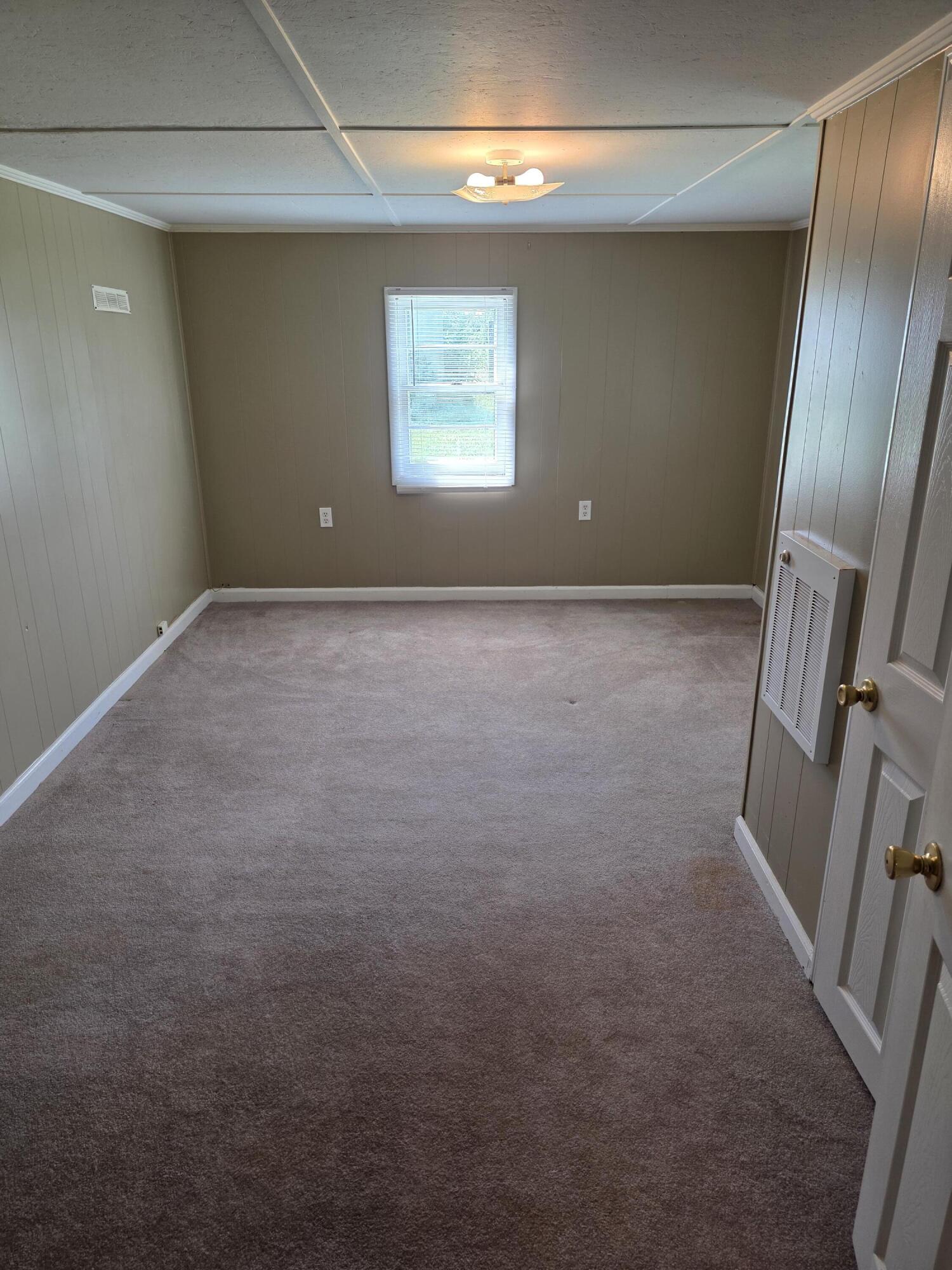 7364 Keavy Road Property Photo 15