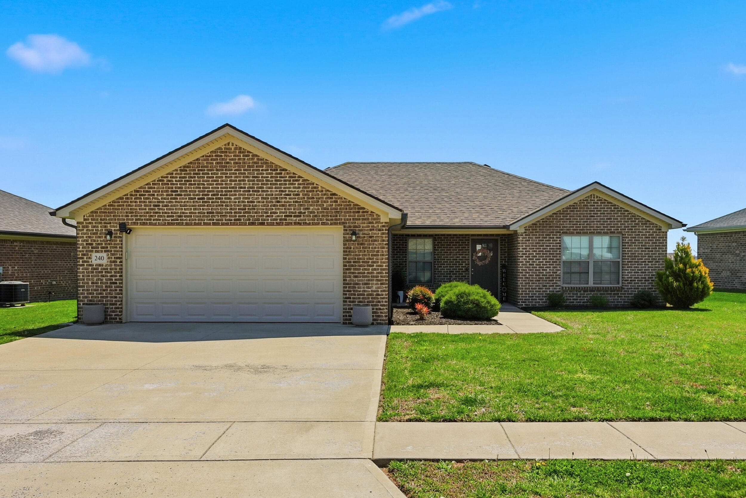240 Windward Way Property Photo 1