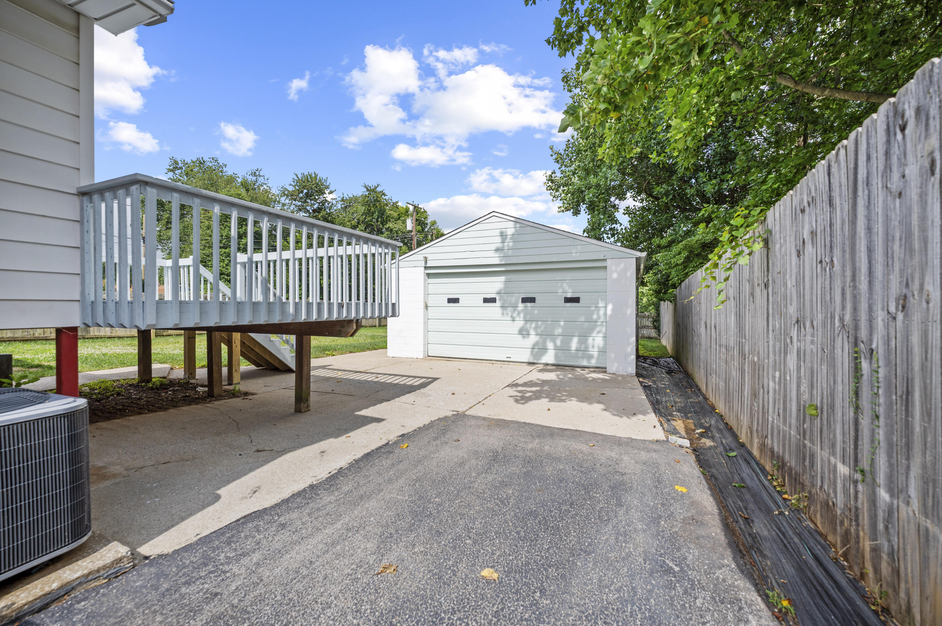 3531 Brookview Drive Property Photo 28