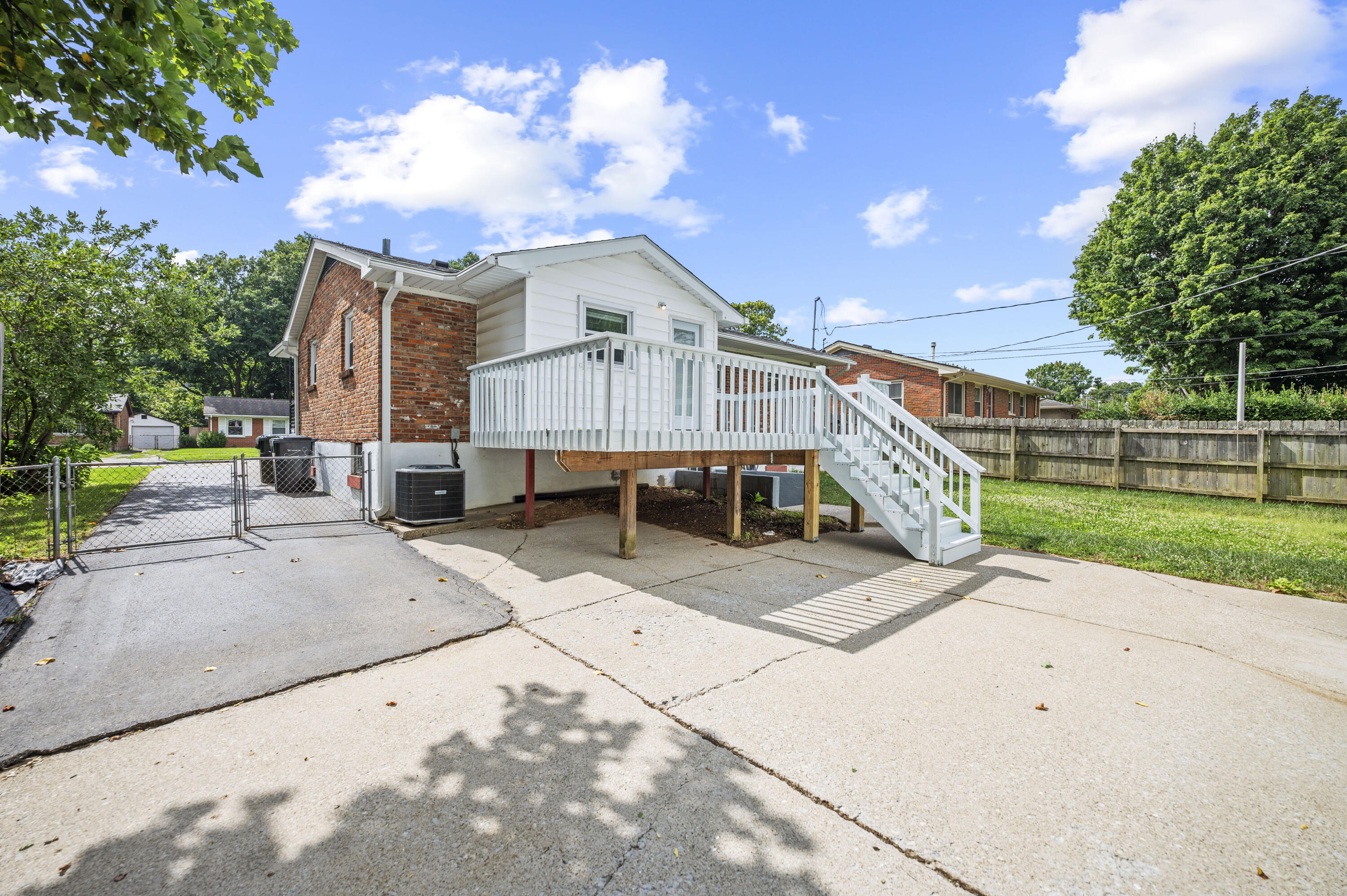3531 Brookview Drive Property Photo 29