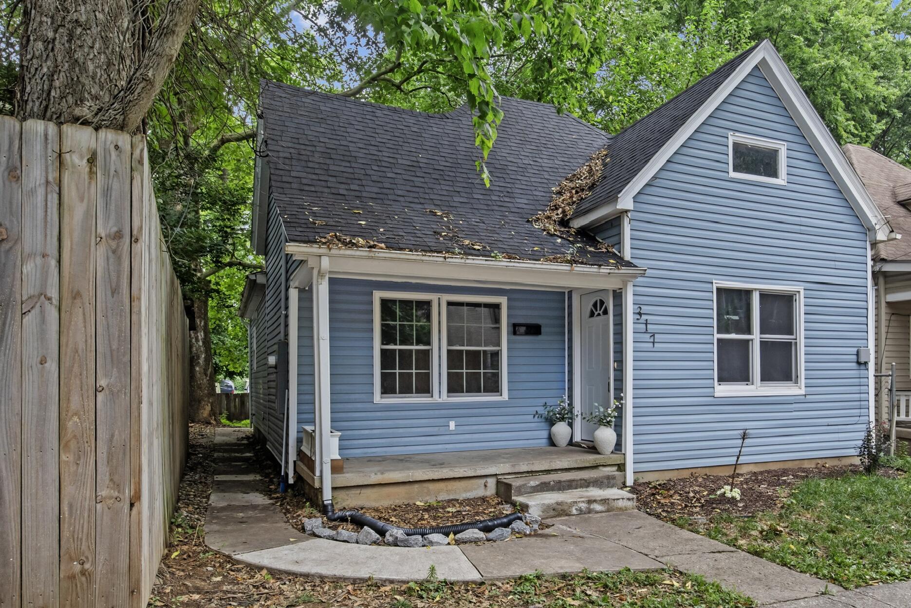 317 Ross Avenue Property Photo 2