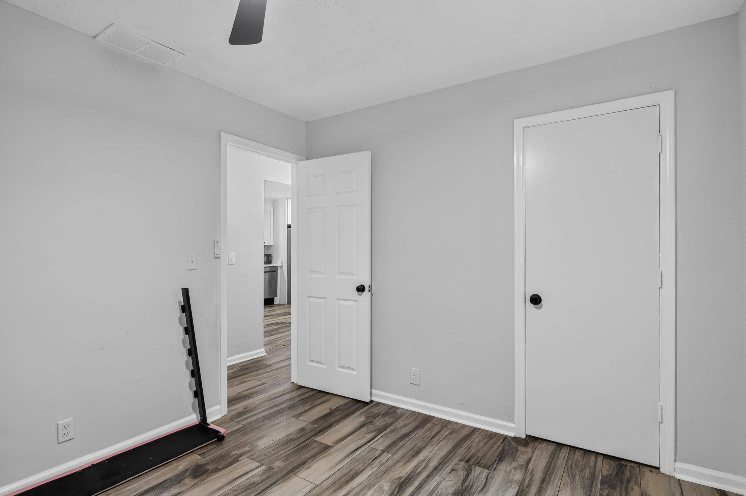 317 Ross Avenue Property Photo 14