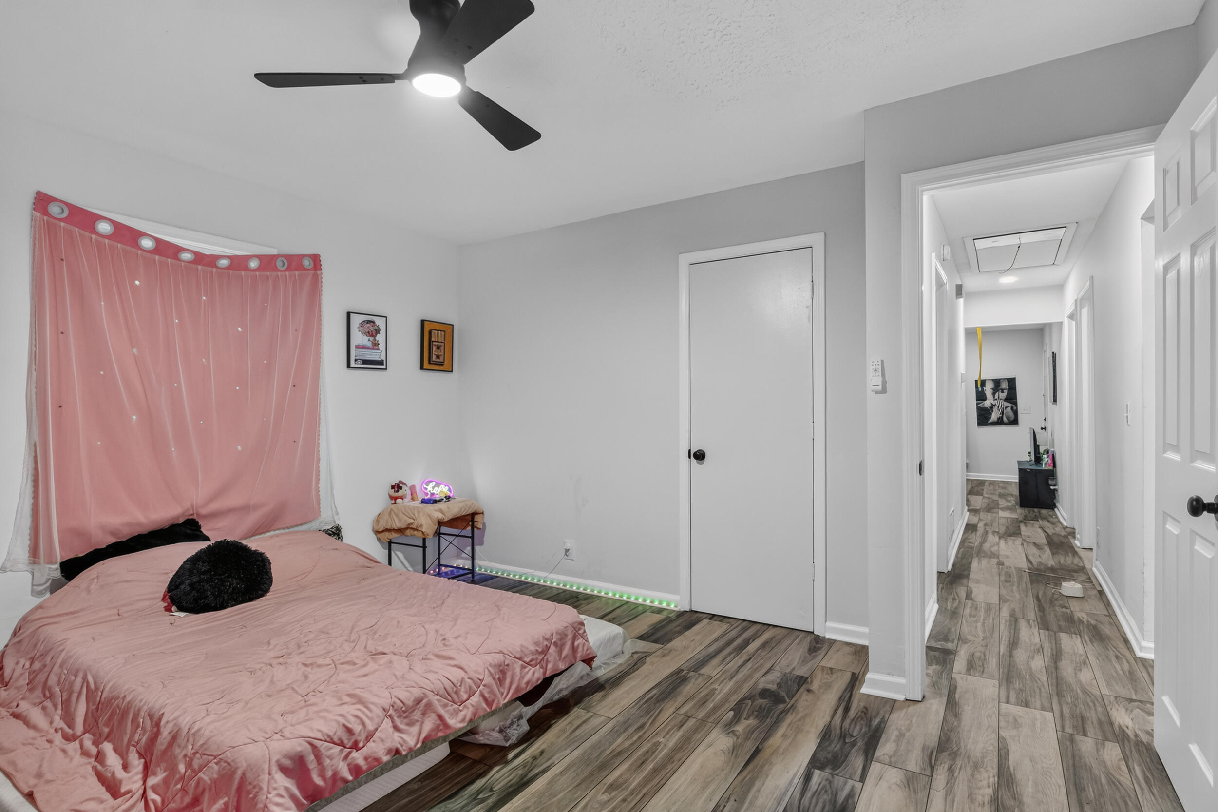 317 Ross Avenue Property Photo 18