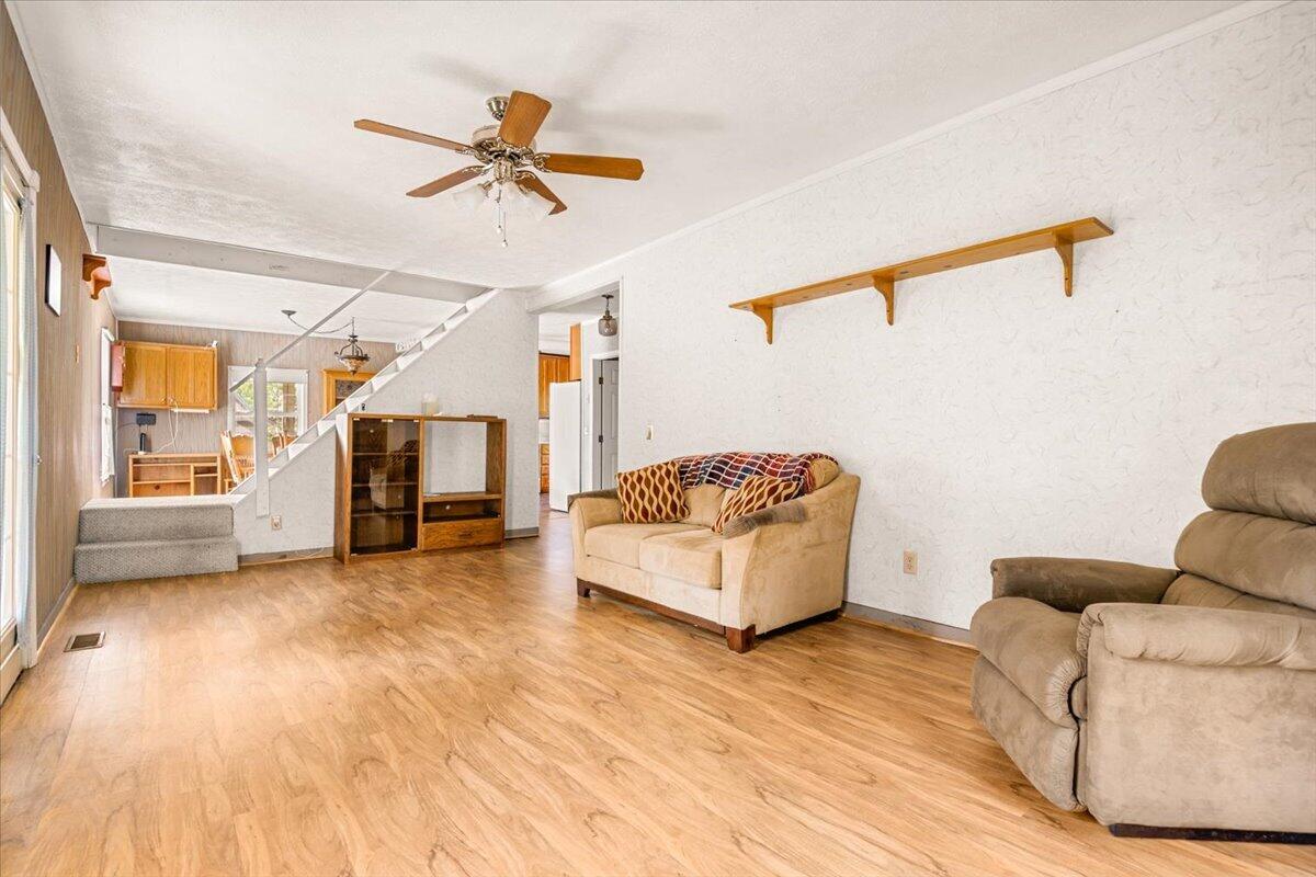 520 Singing Hills Road Property Photo 33