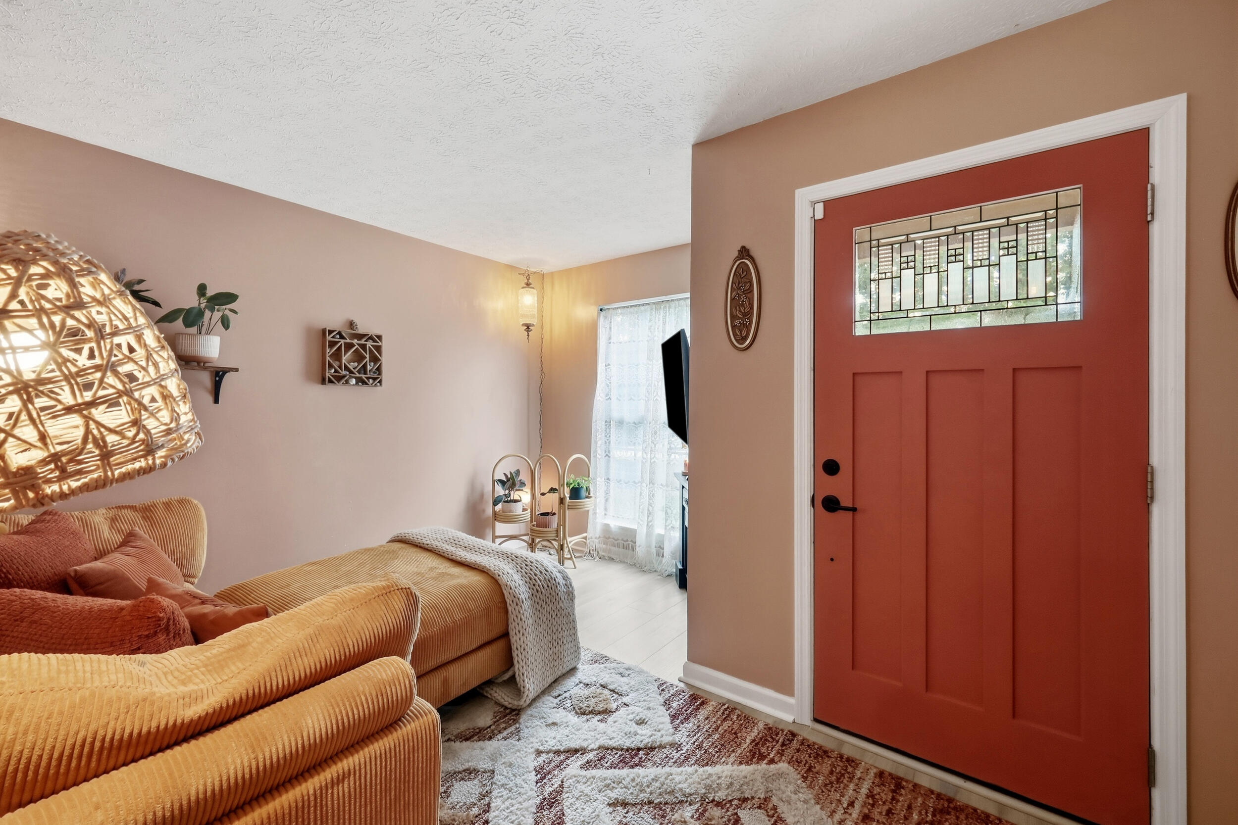 1438 Vintage Circle Property Photo 5