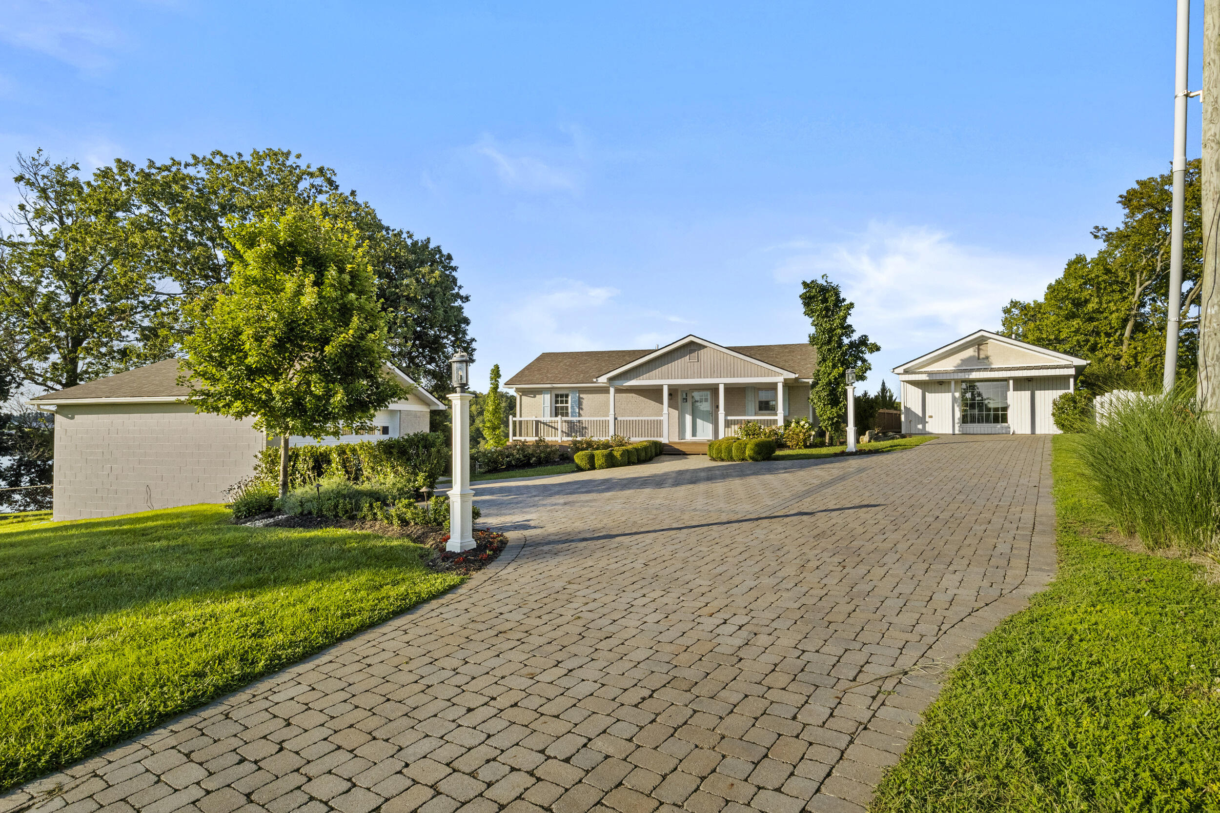 549 Ashley Camp Road Property Photo 2