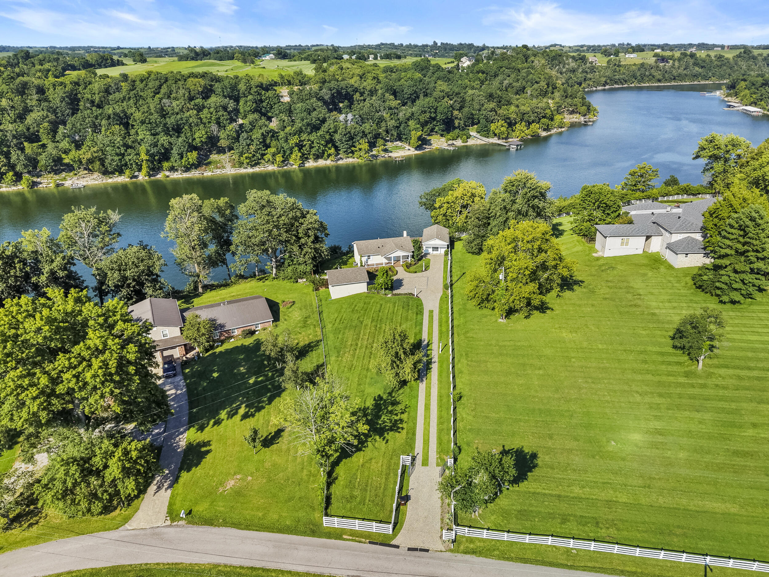 549 Ashley Camp Road Property Photo 3