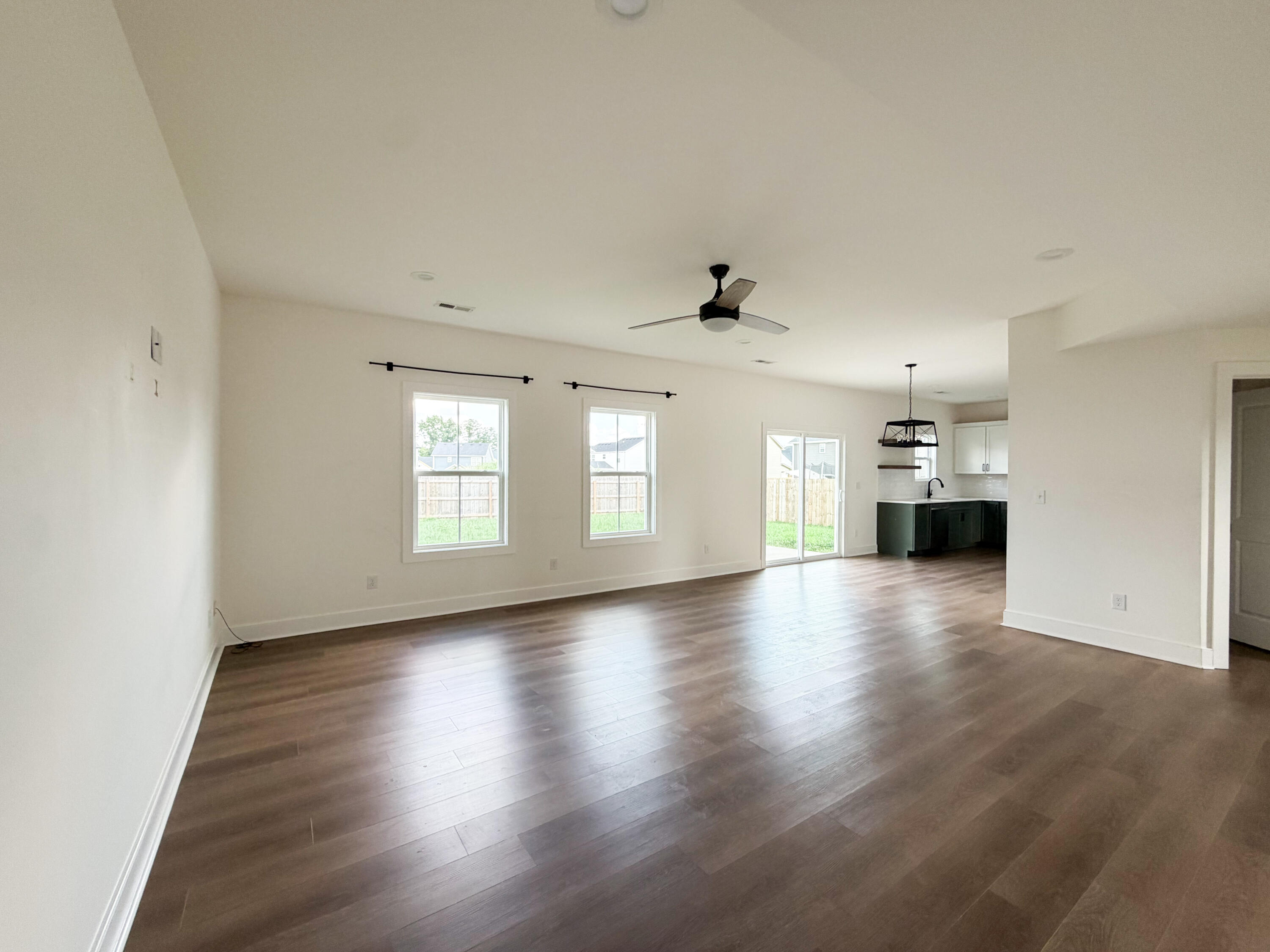 208 Skaggs Boulevard Property Photo 8
