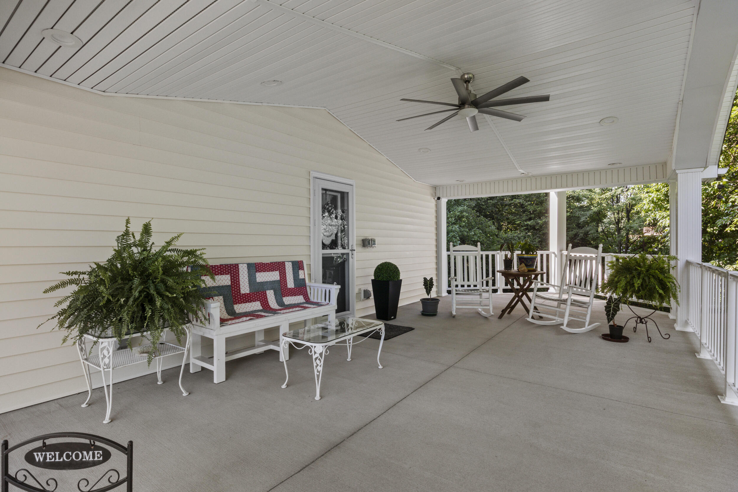 1005 Pin Oak Drive Property Photo 7
