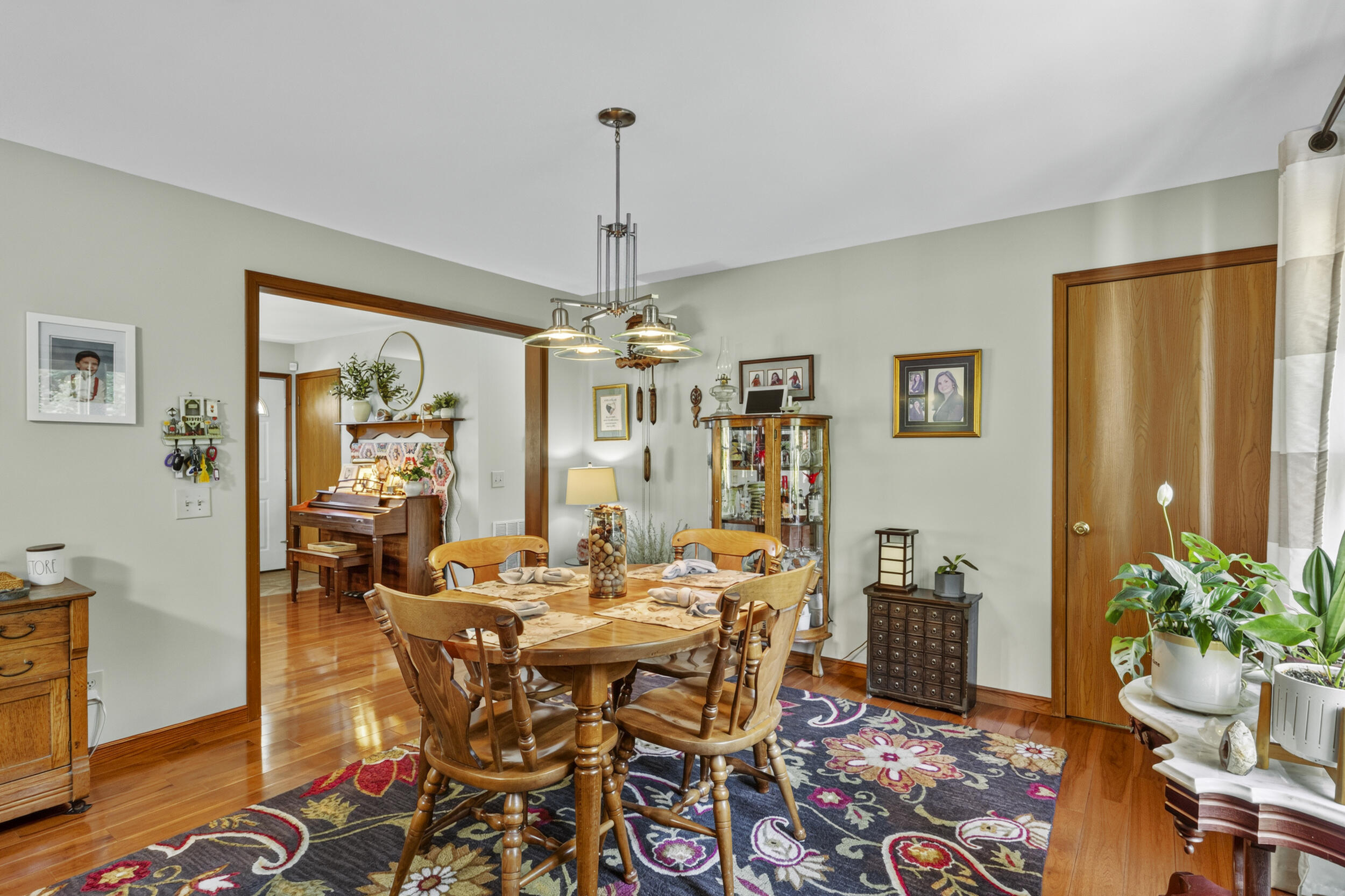 1005 Pin Oak Drive Property Photo 18