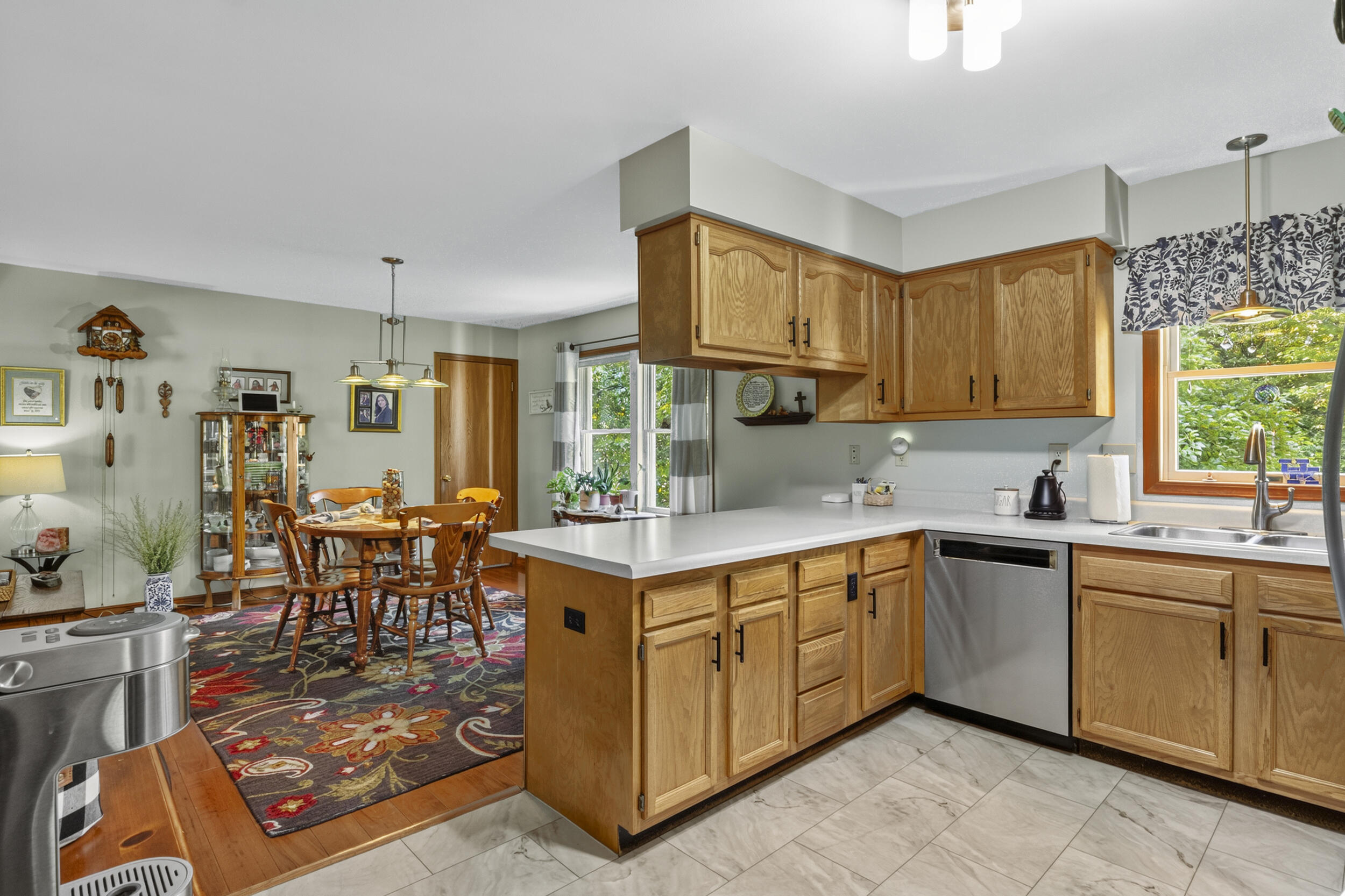 1005 Pin Oak Drive Property Photo 22