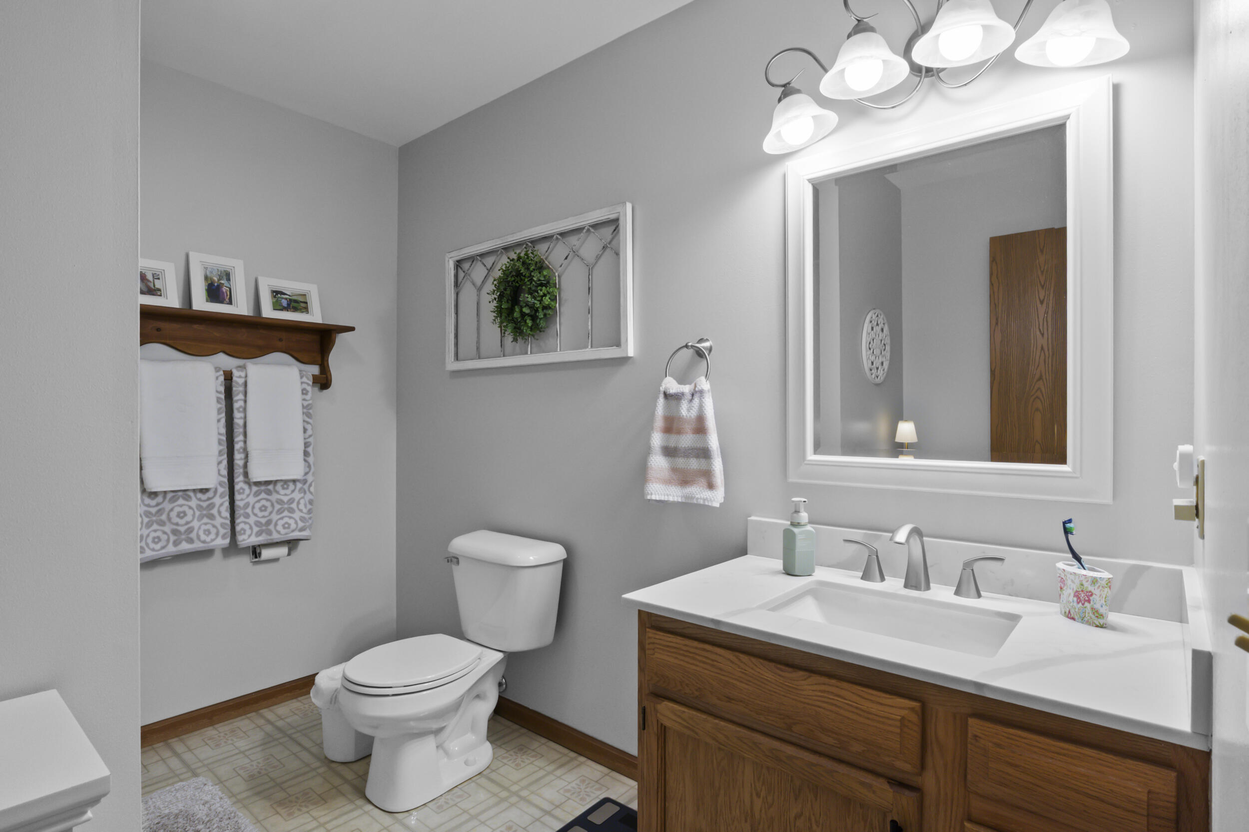 1005 Pin Oak Drive Property Photo 33