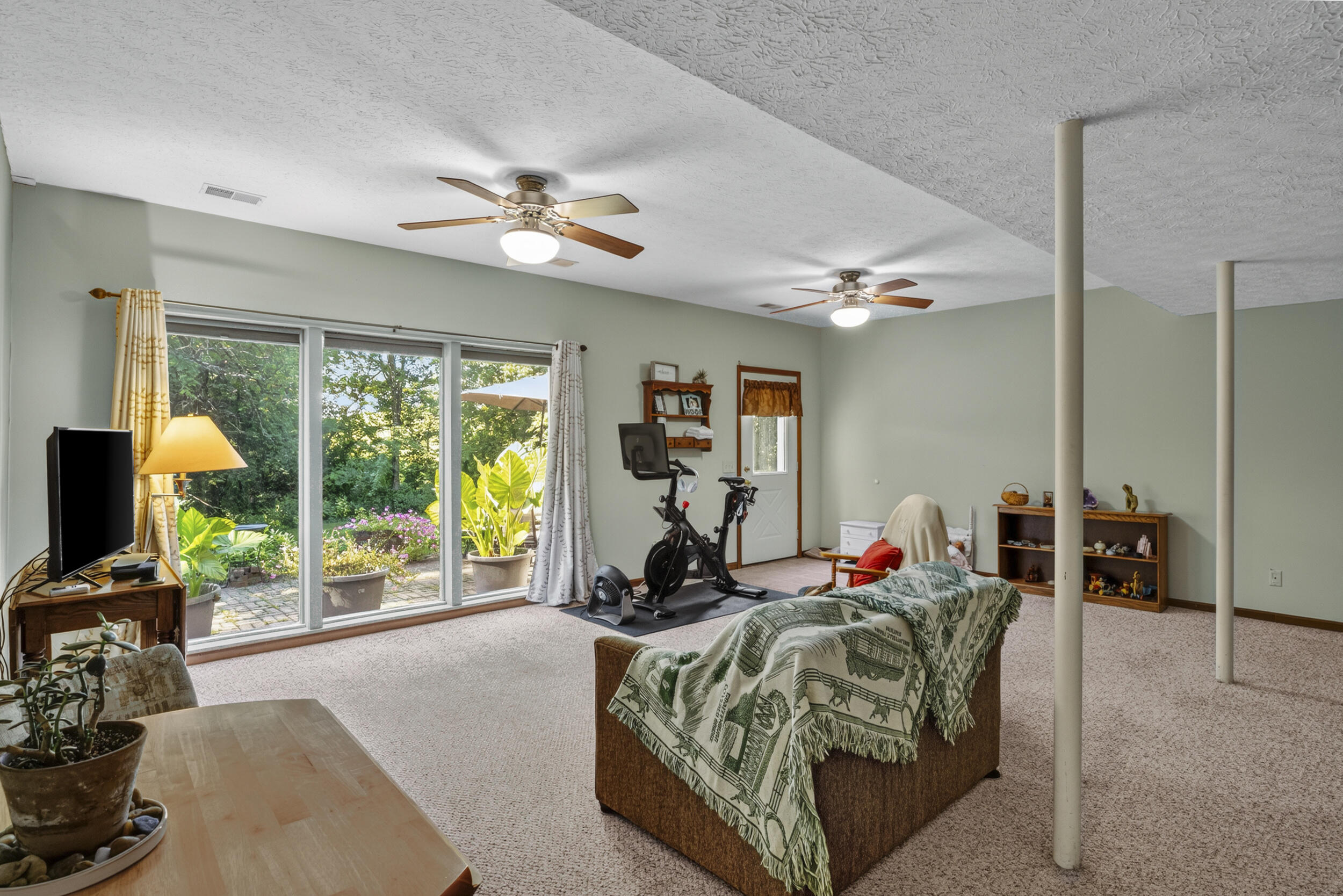 1005 Pin Oak Drive Property Photo 42
