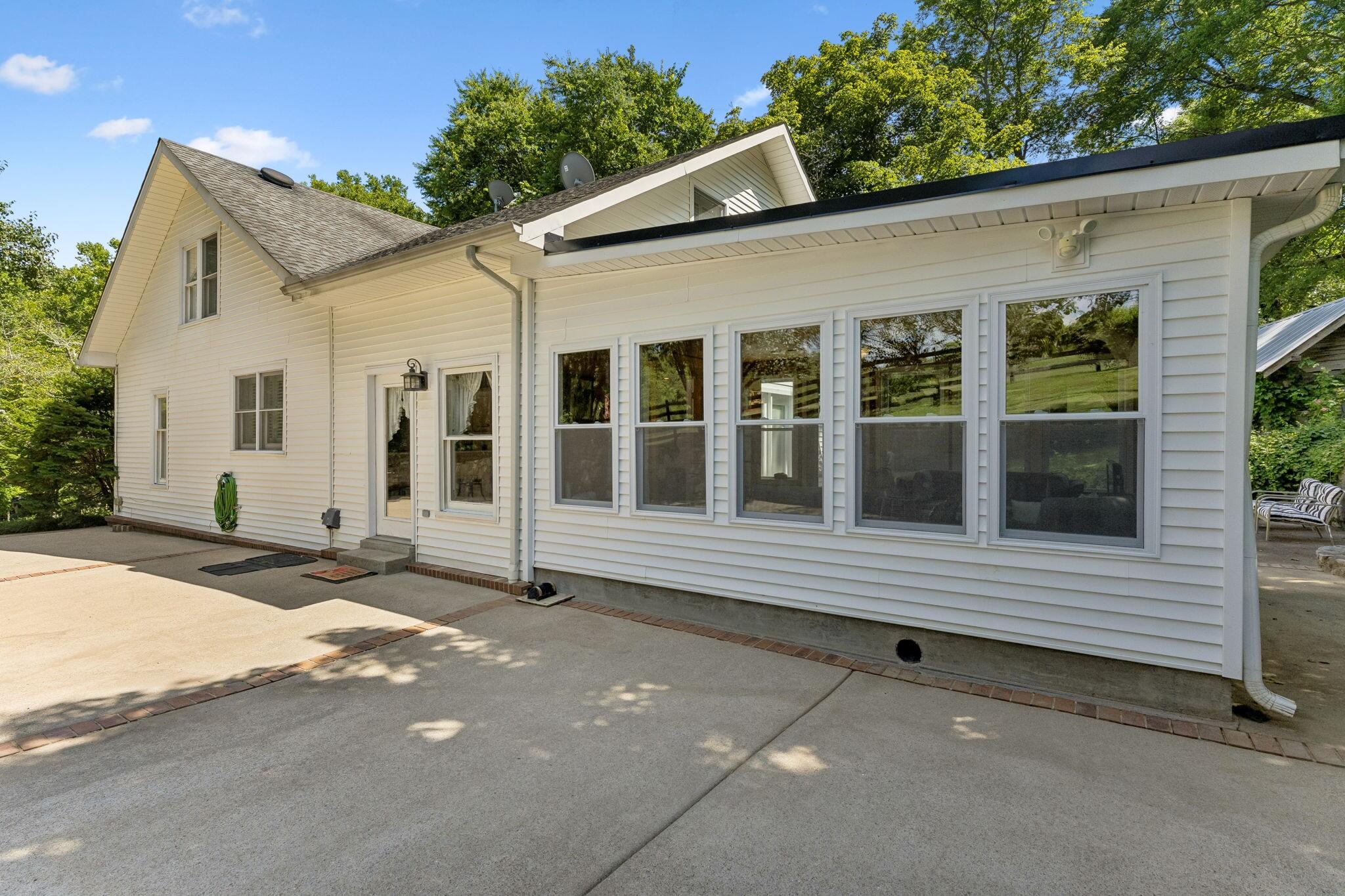 2873 Spring Place Road Property Photo 32