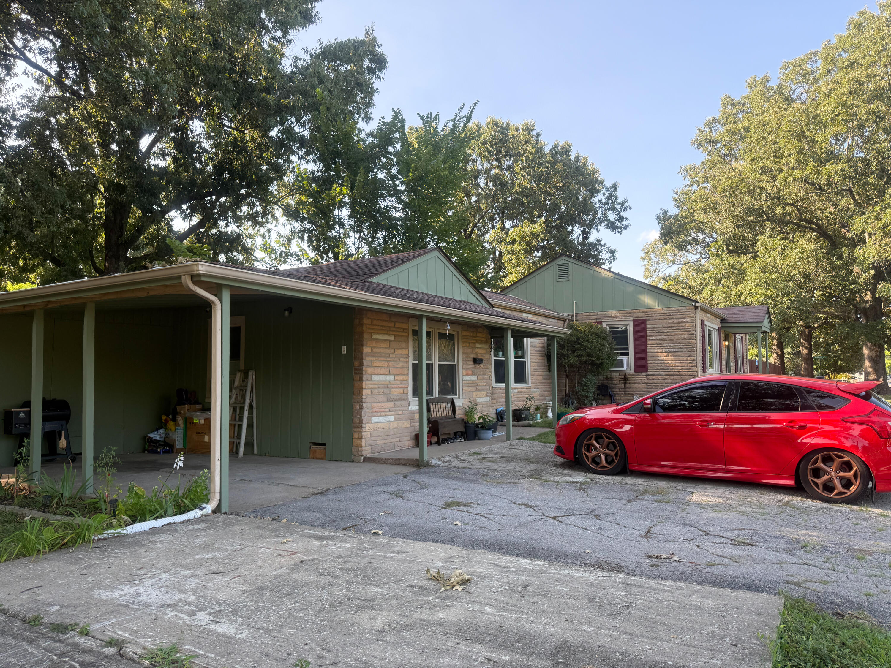 2001 B Street Property Photo 3