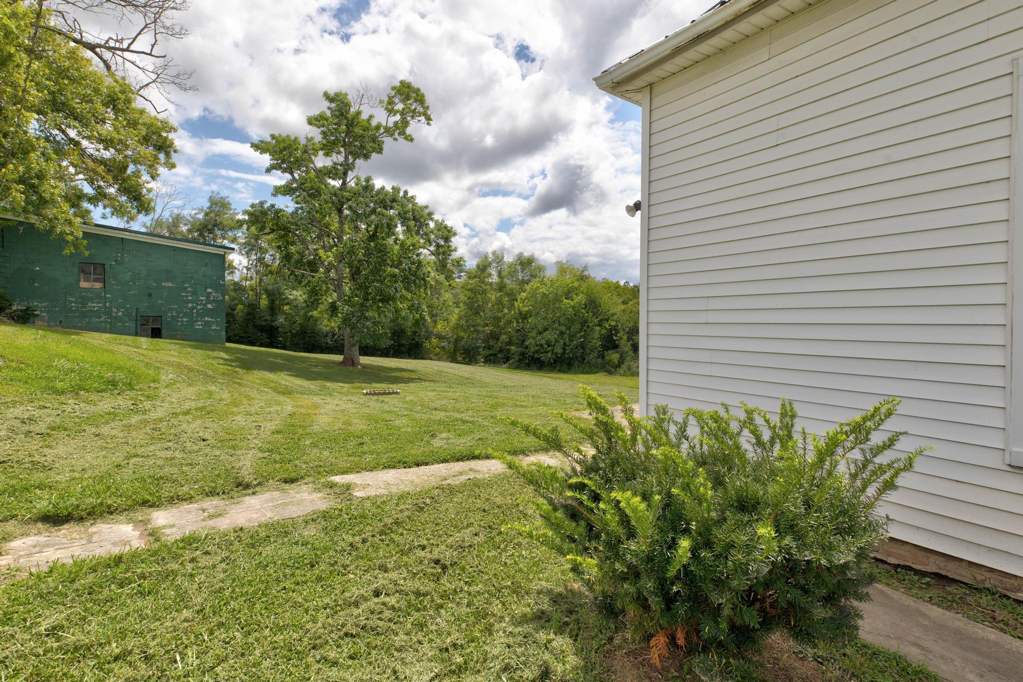 534 E Locust Street Property Photo 15
