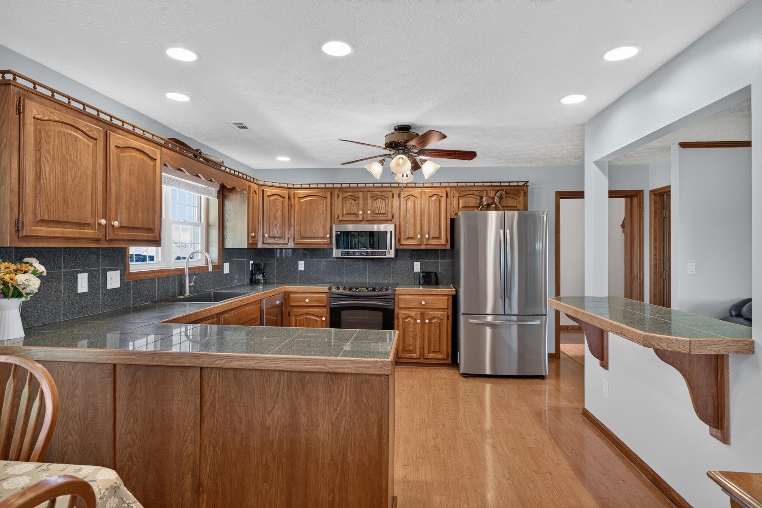 200 Long Lane Property Photo 22