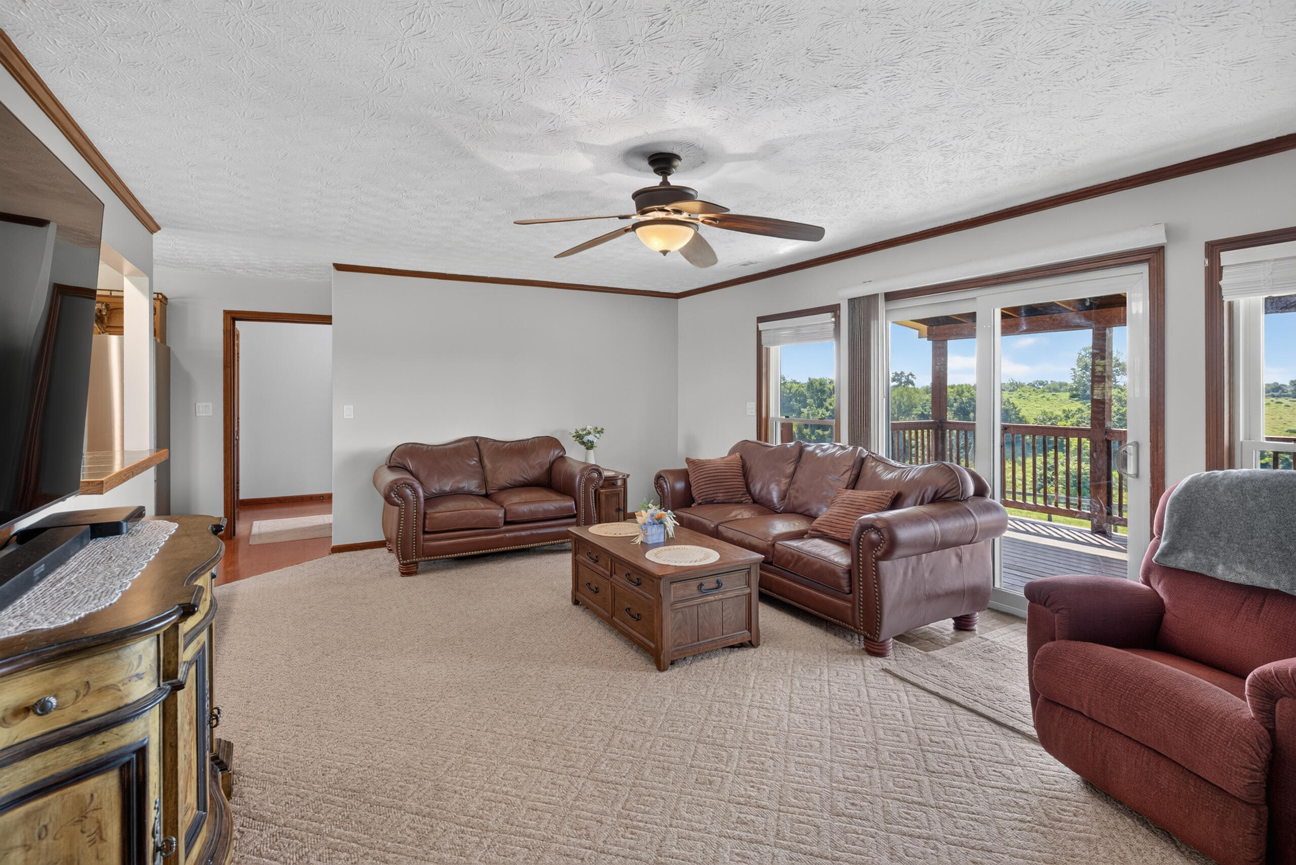 200 Long Lane Property Photo 26