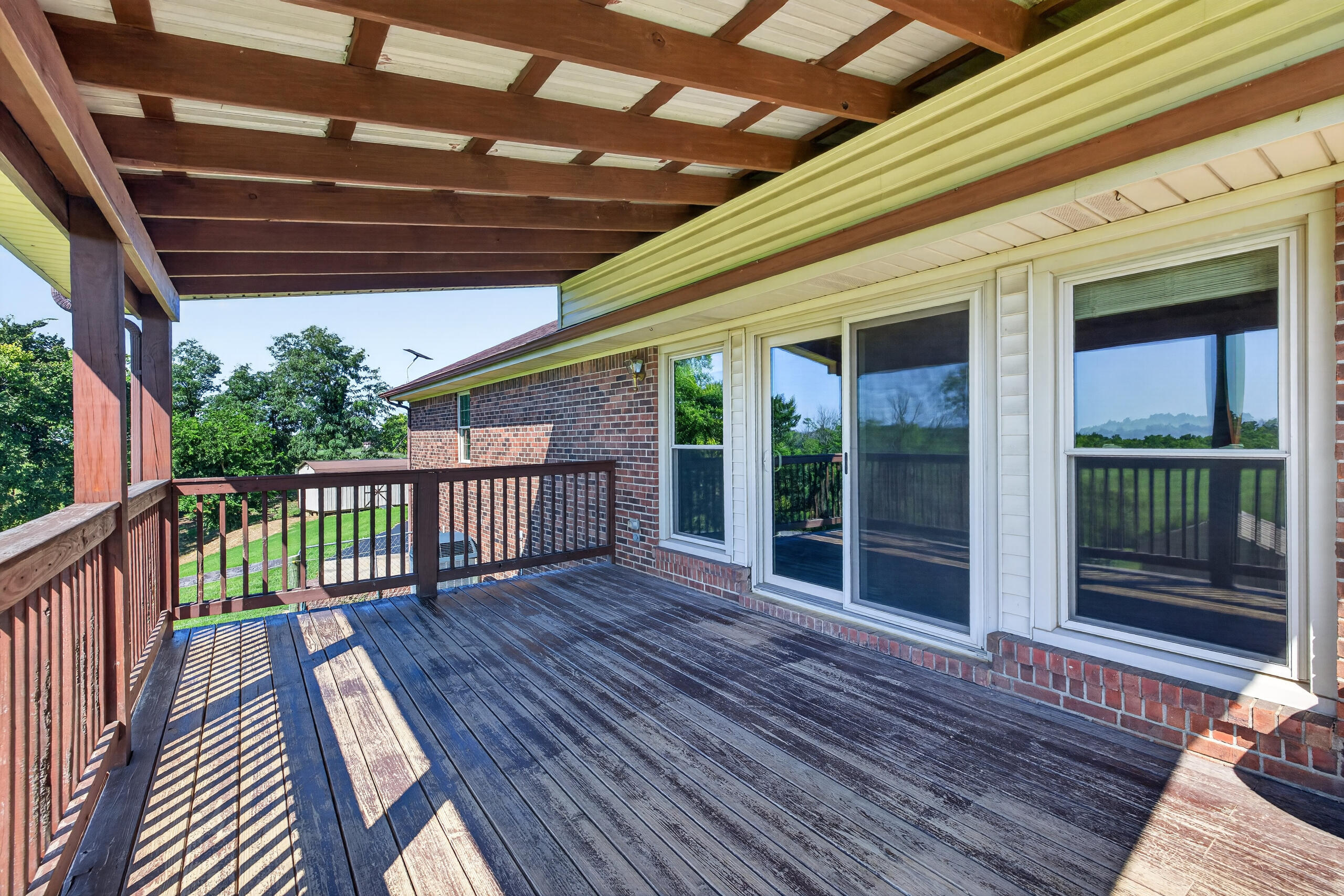200 Long Lane Property Photo 29